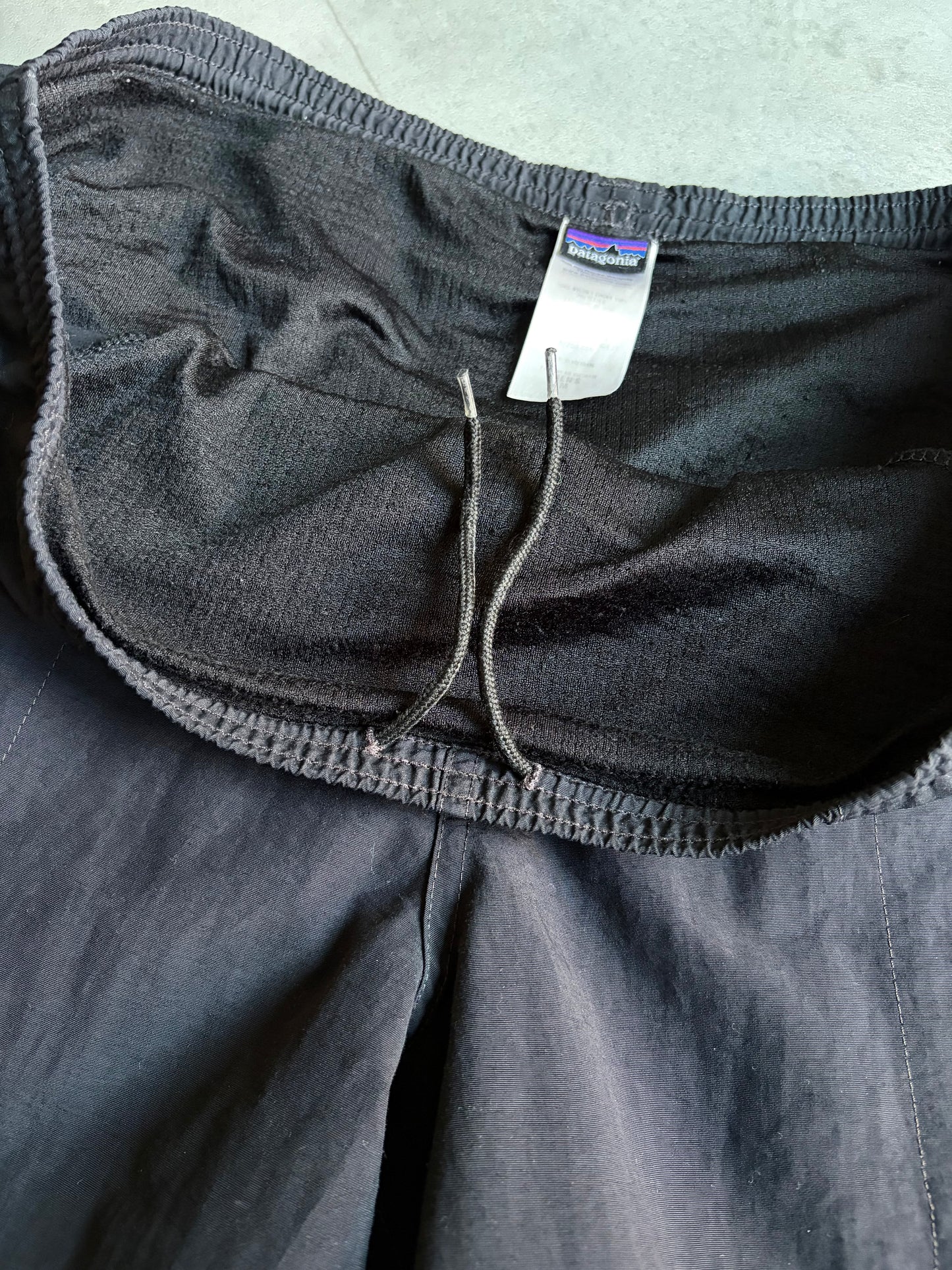 00's patagonia nylon shorts