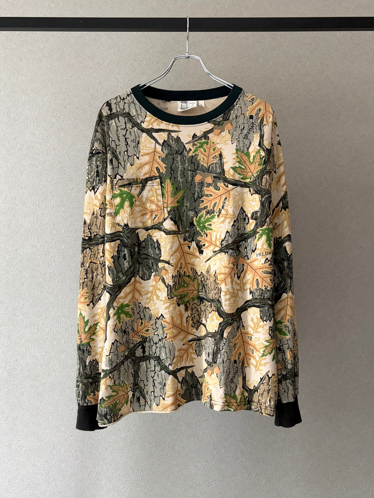 90's PREDATOR CAMOUFLAGE L/S t-shirt “Made in USA”