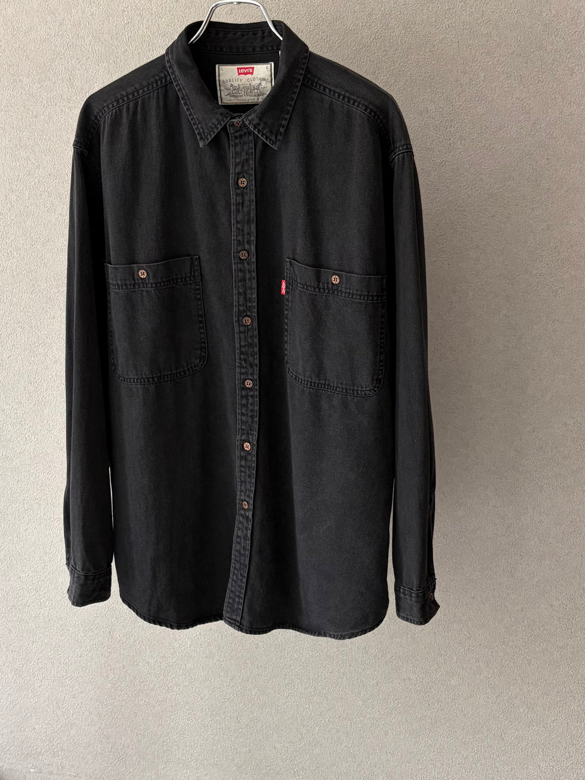 90's Levi's denim shirt