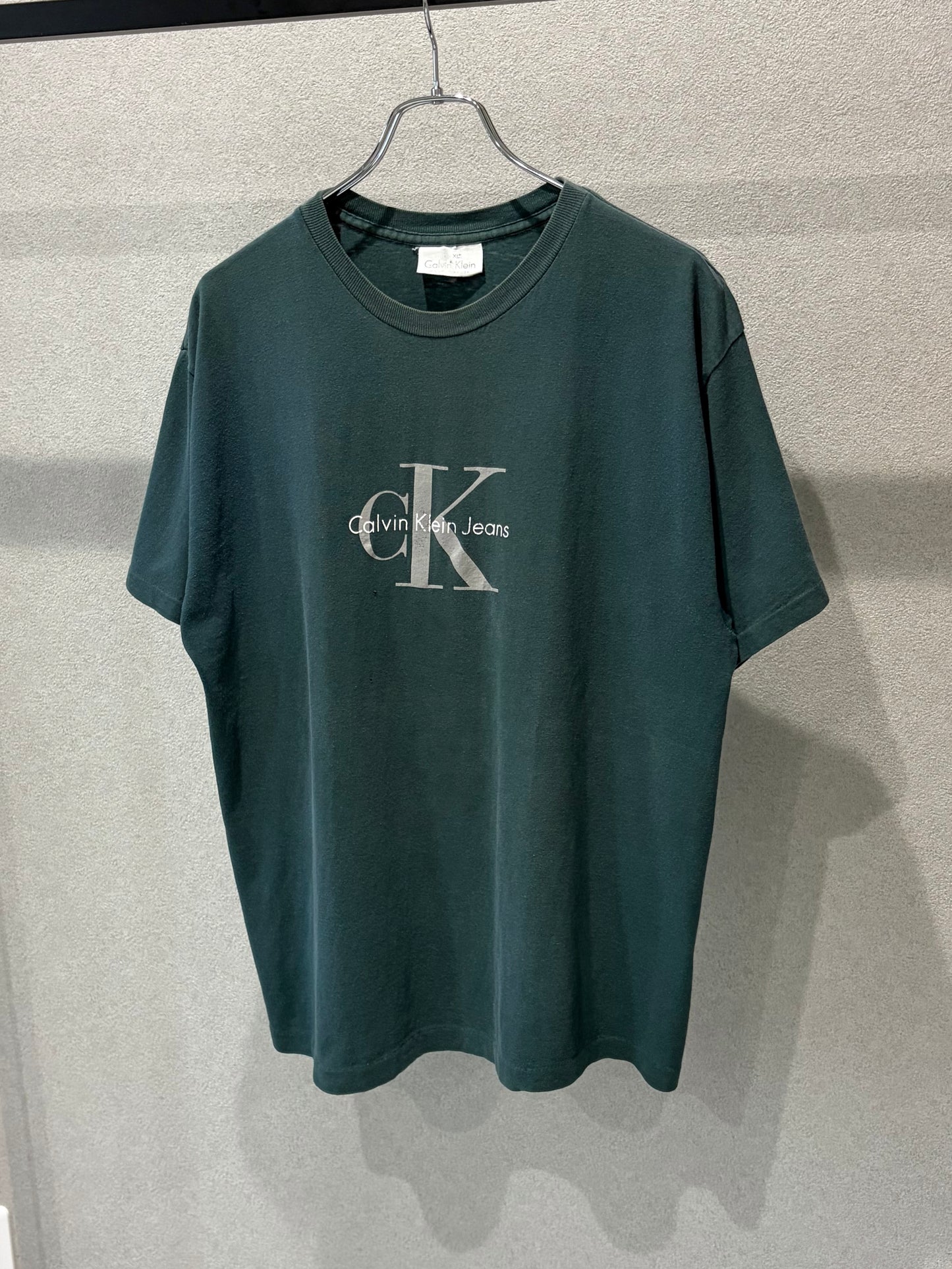 90's Calvin Klein printed t-shirt “Made in USA”