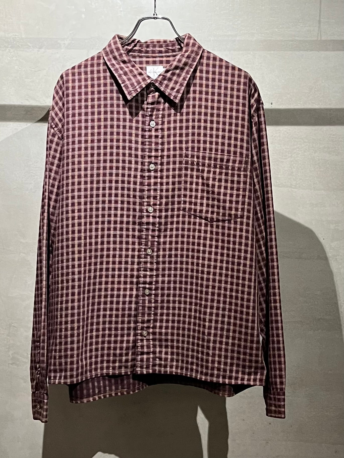 00's Calvin Klein shirt