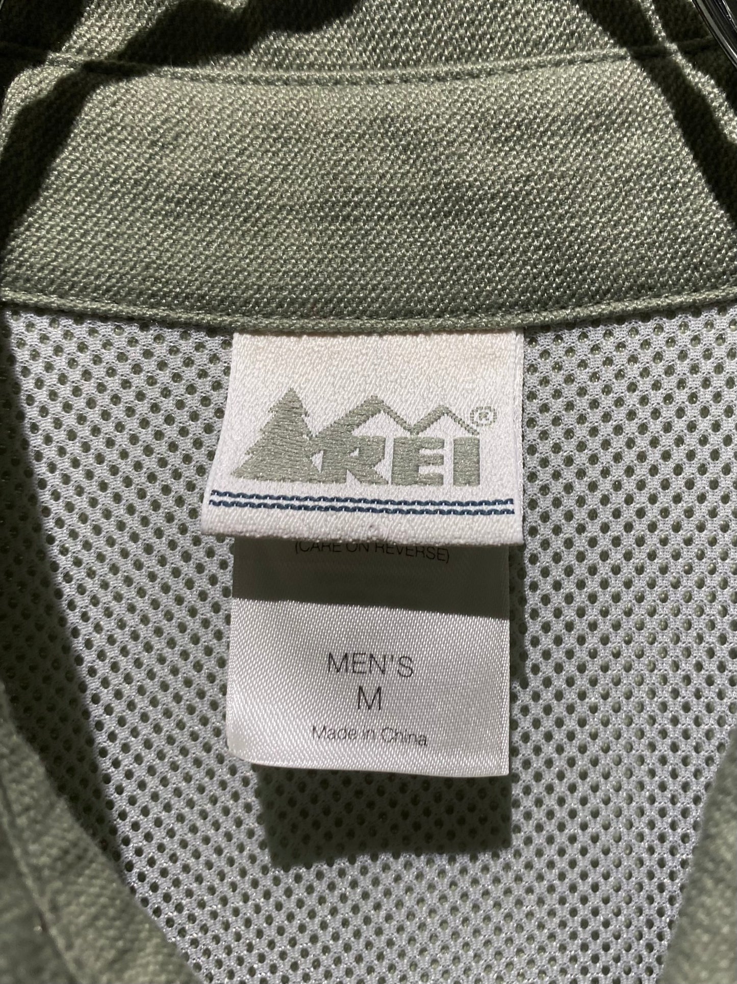 00's REI nylon shirt