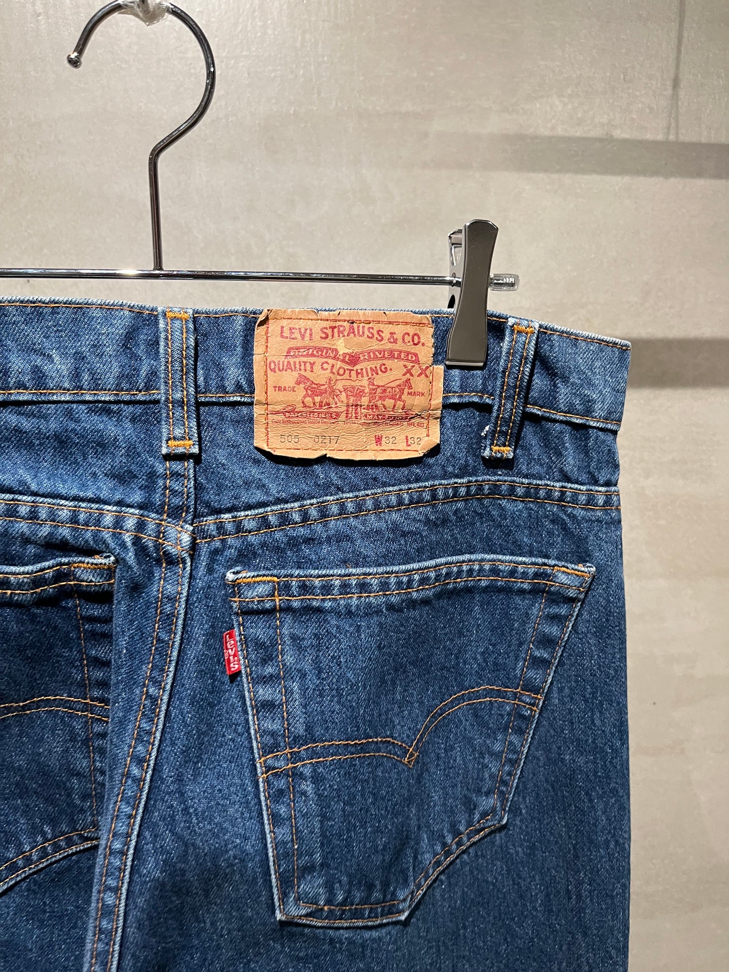 90's Levi's 505 denim pants "Made" in CANADA"