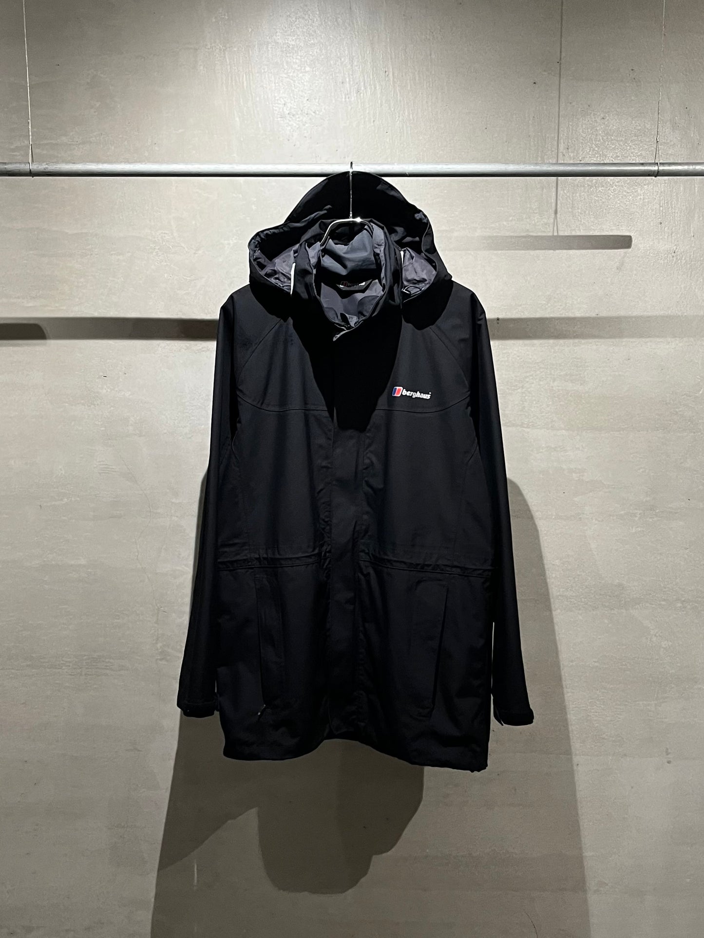 00's Berghaus nylon jacket
