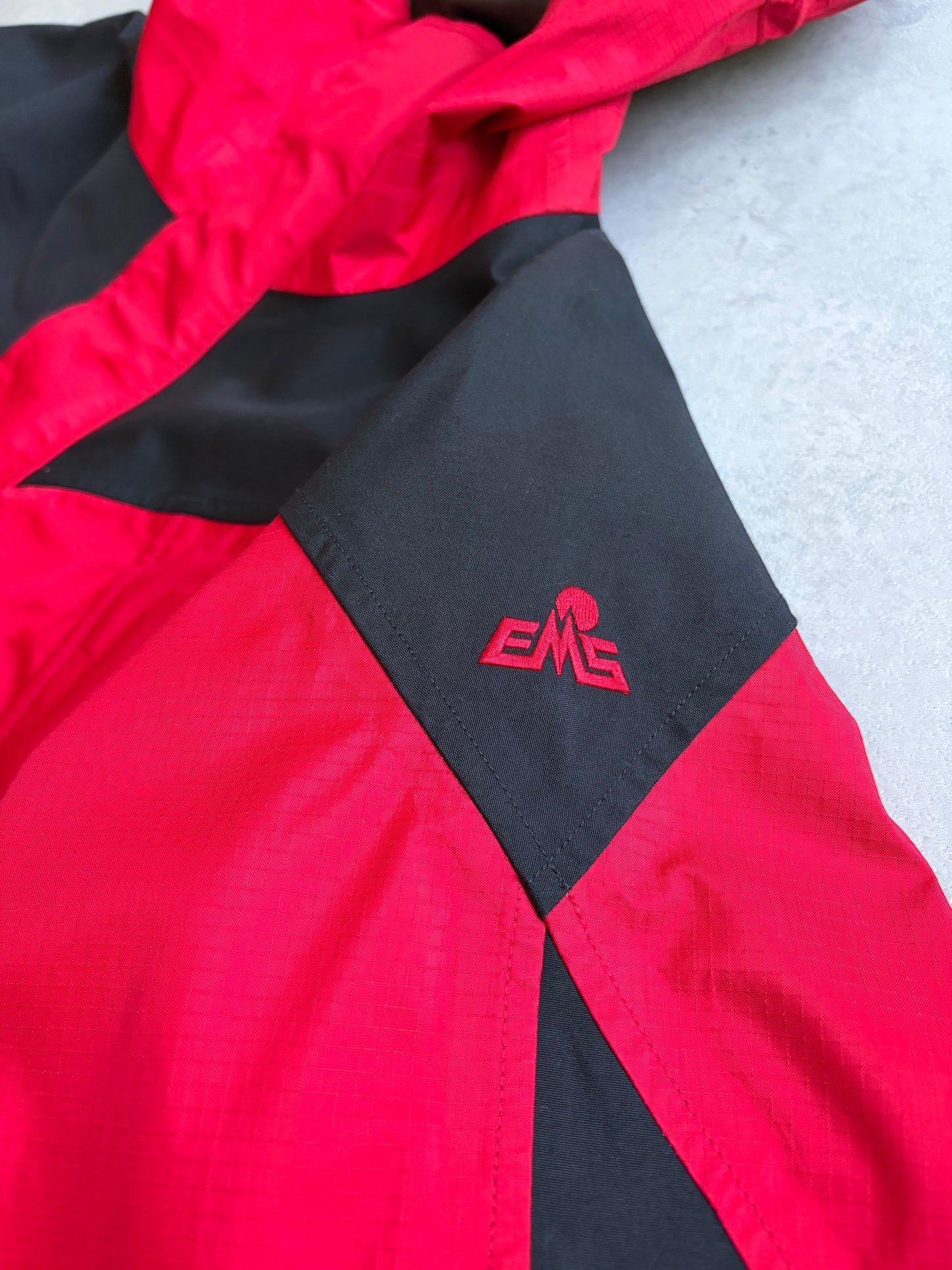 90's EMS GORE-TEX nylon jacket
