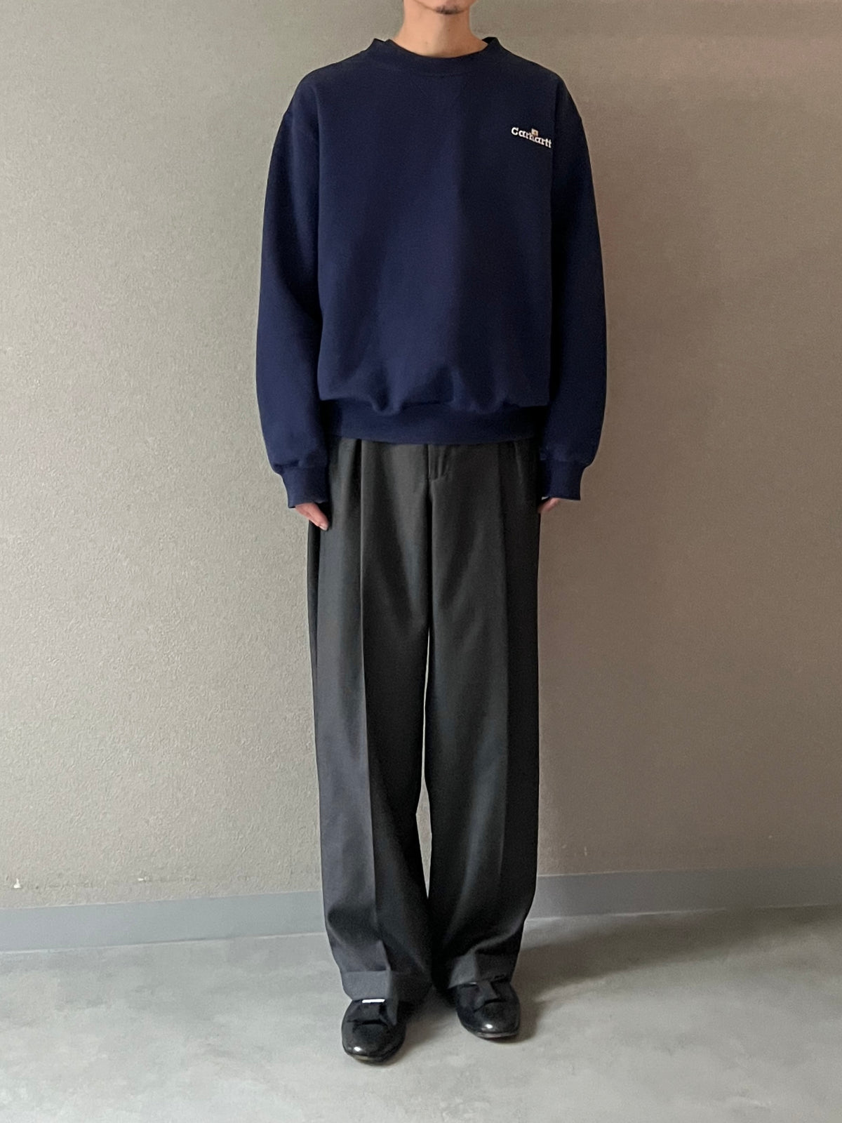 00's carhartt sweater