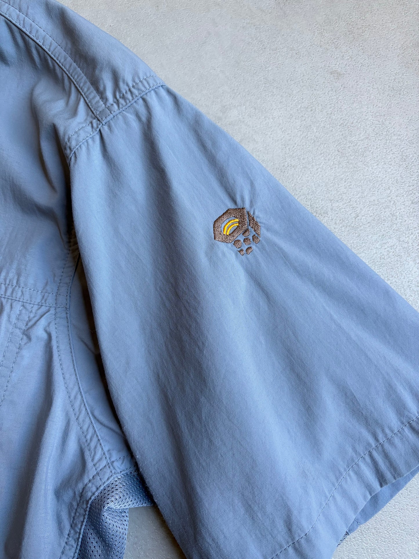 00's MOUNTAIN HARDWARE S/S nylon shirt