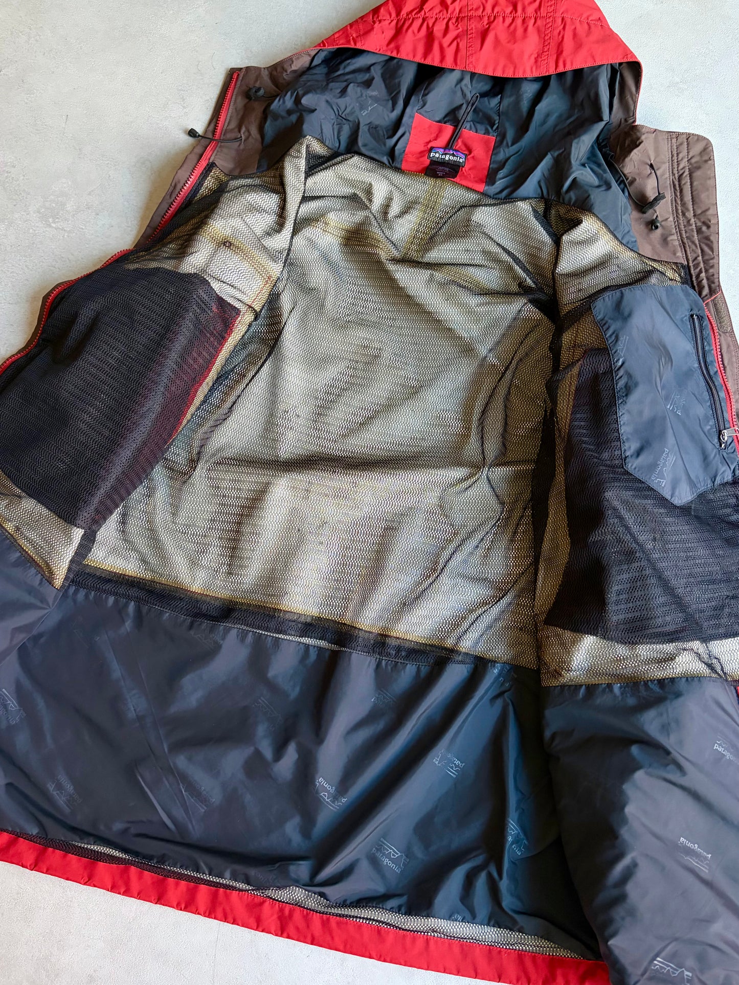 00's patagonia nylon jacket