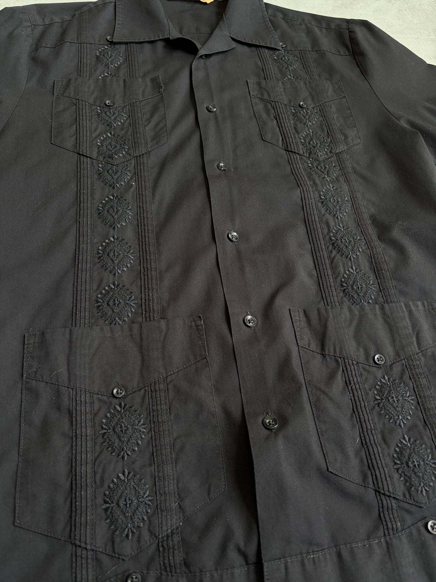 00's The Havanera Co. guayabera shirt