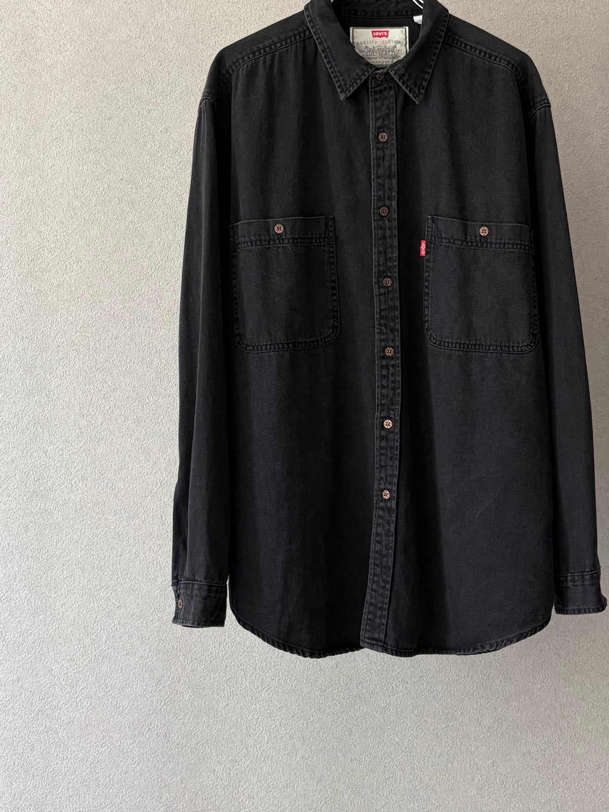 90's Levi's denim shirt