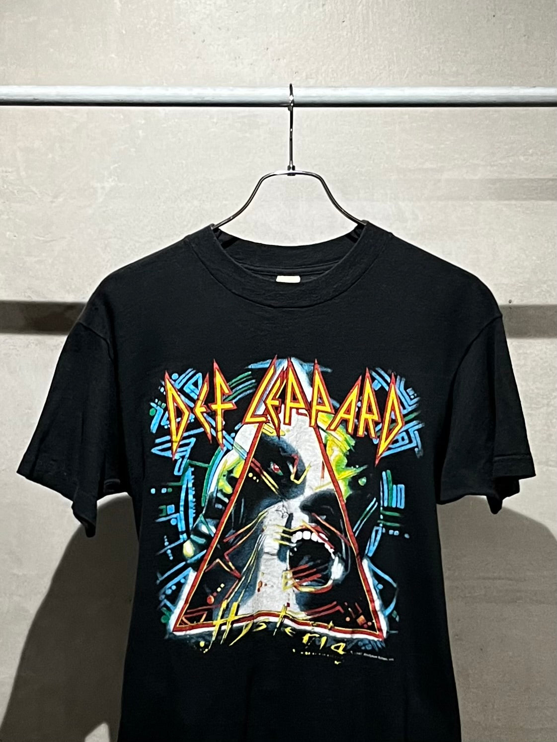 80's DEF LEPPARD music t-shirt “Made in USA”