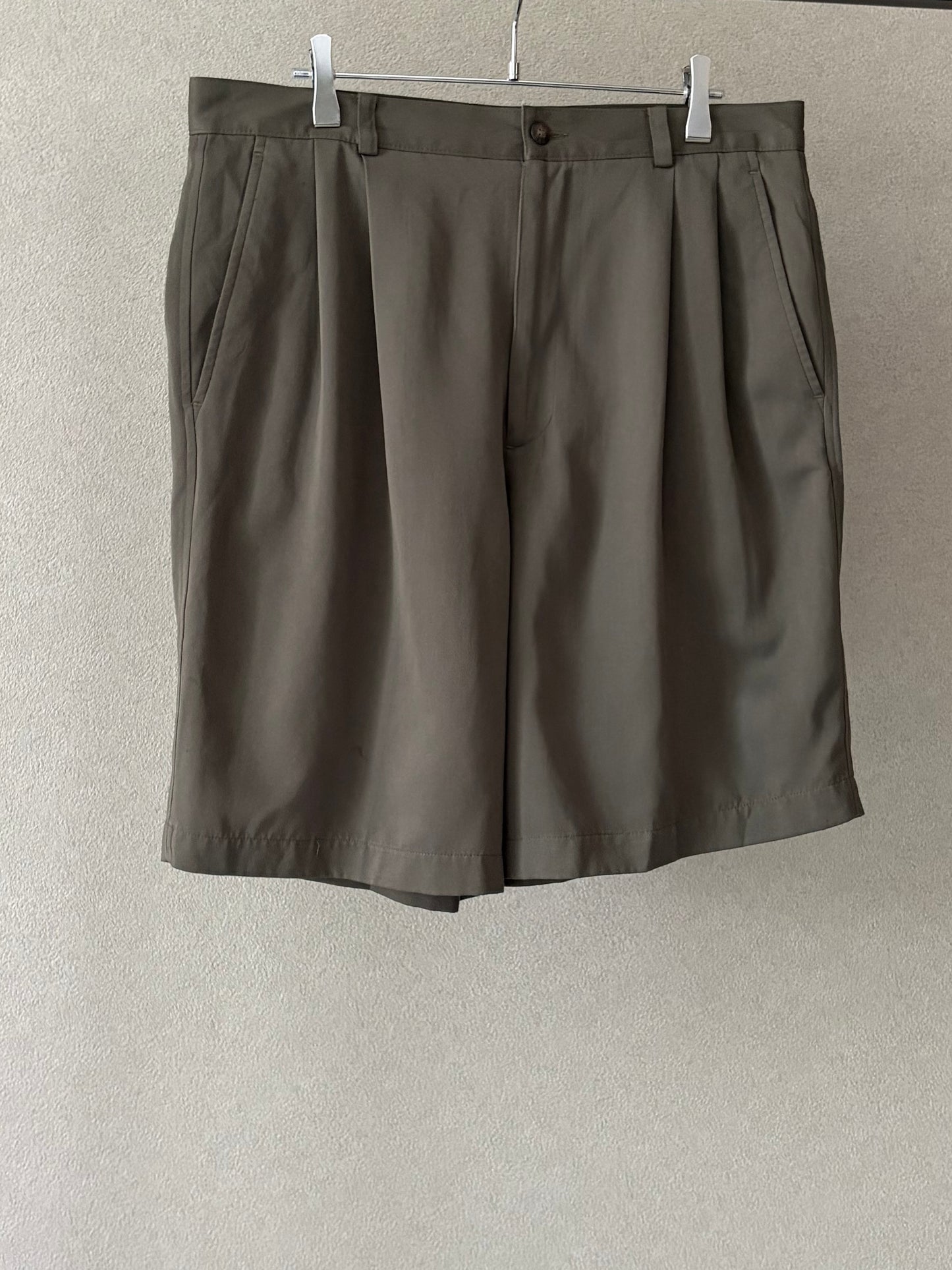 00's claiborne slacks shorts
