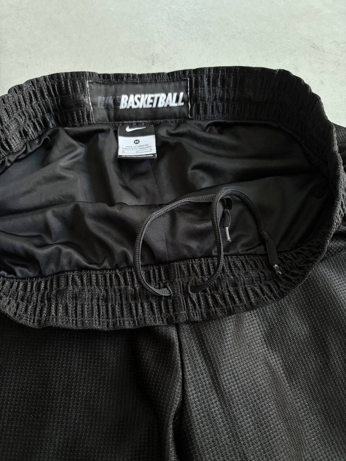 00's NIKE basketball shorts