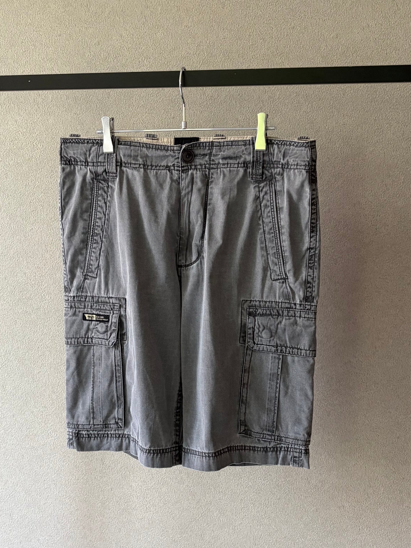 00's MOSSIMO cargo shorts