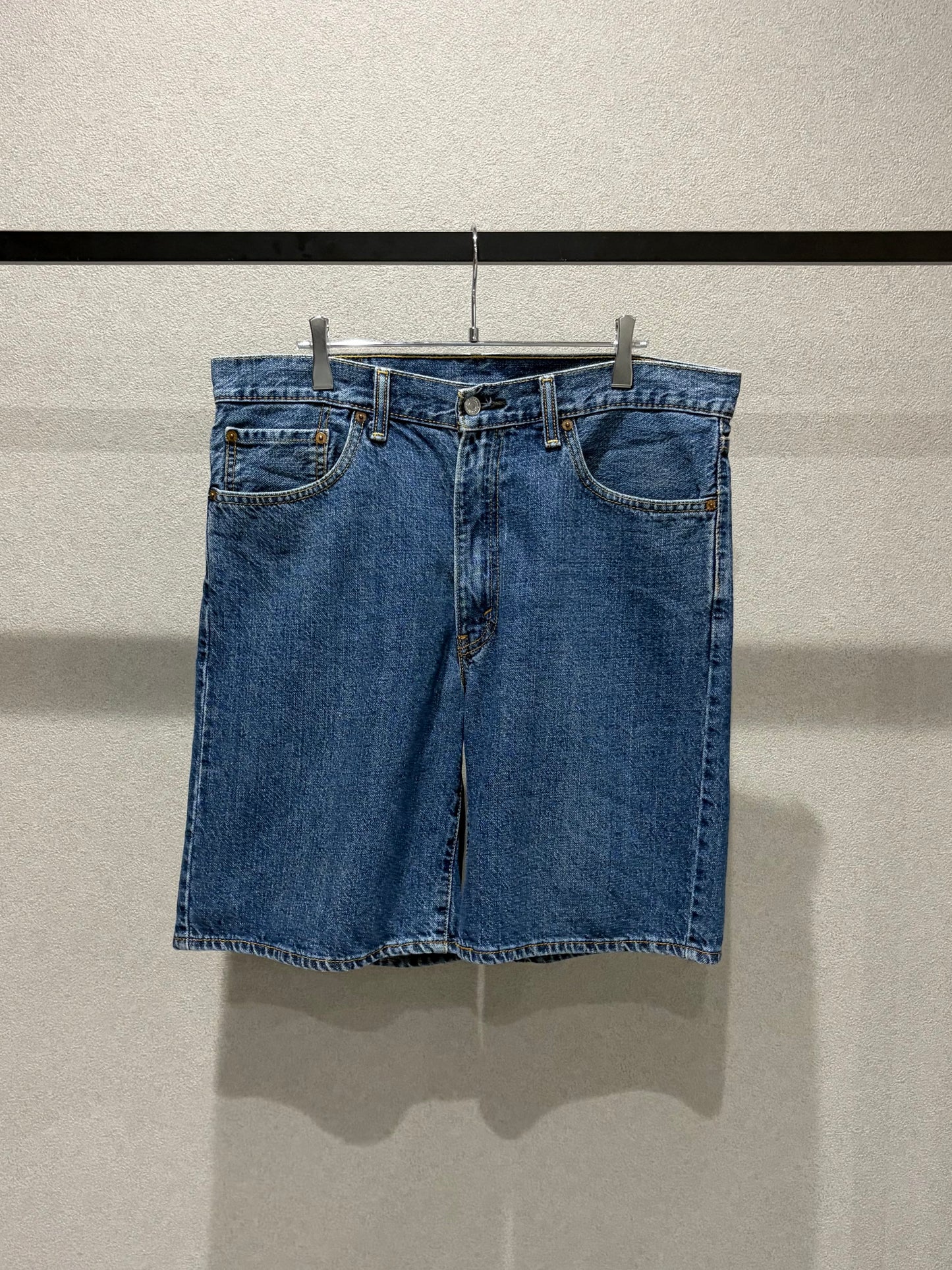 00's Levi' 550 denim shorts