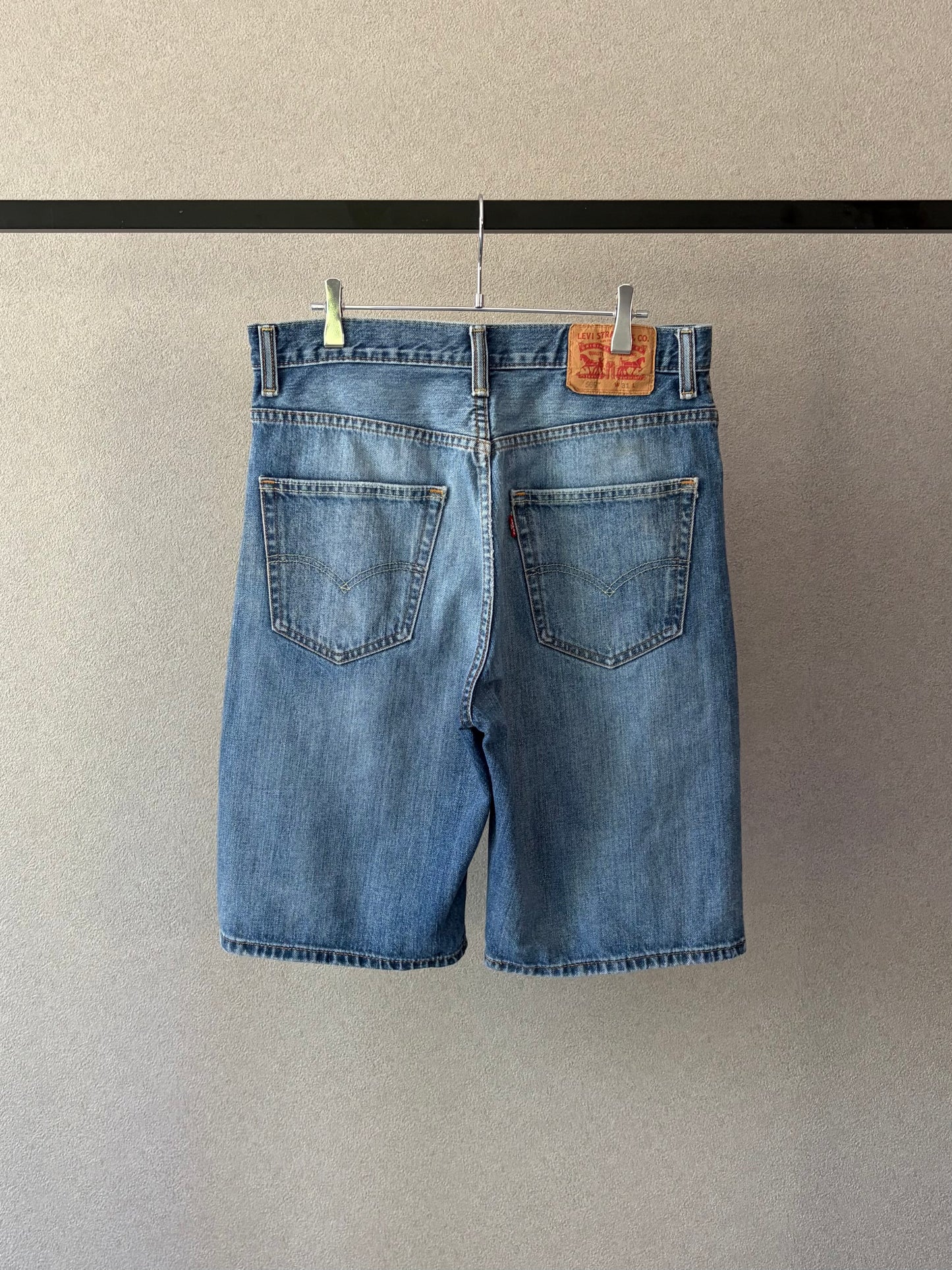 00's Levi's 569 denim shorts