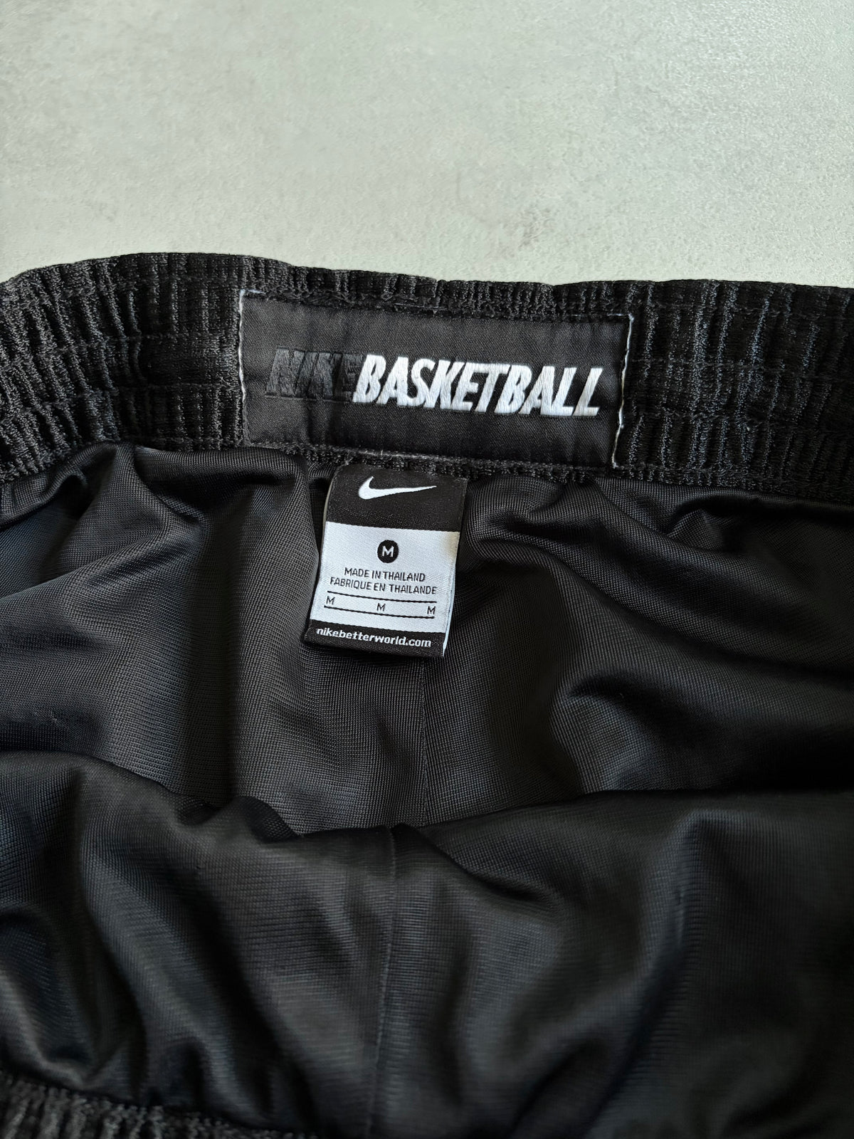 00's NIKE basketball shorts