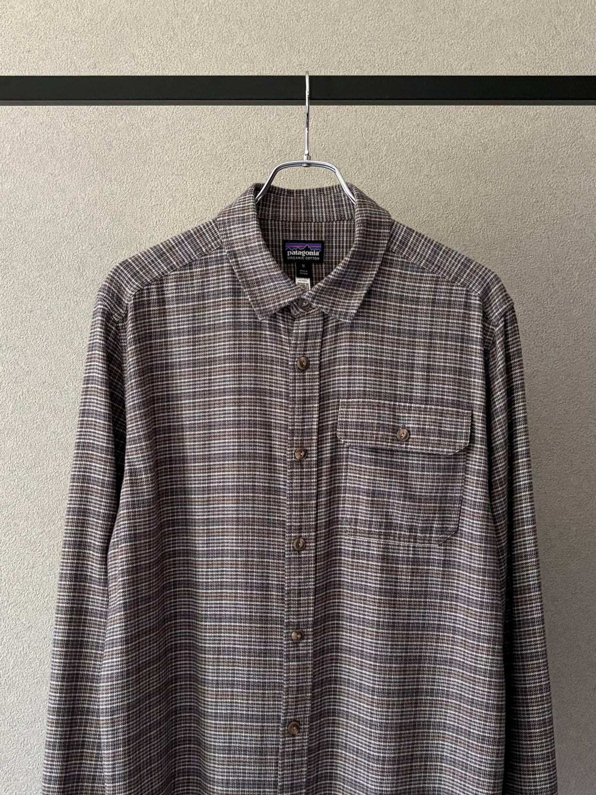 10's patagonia flannel shirt