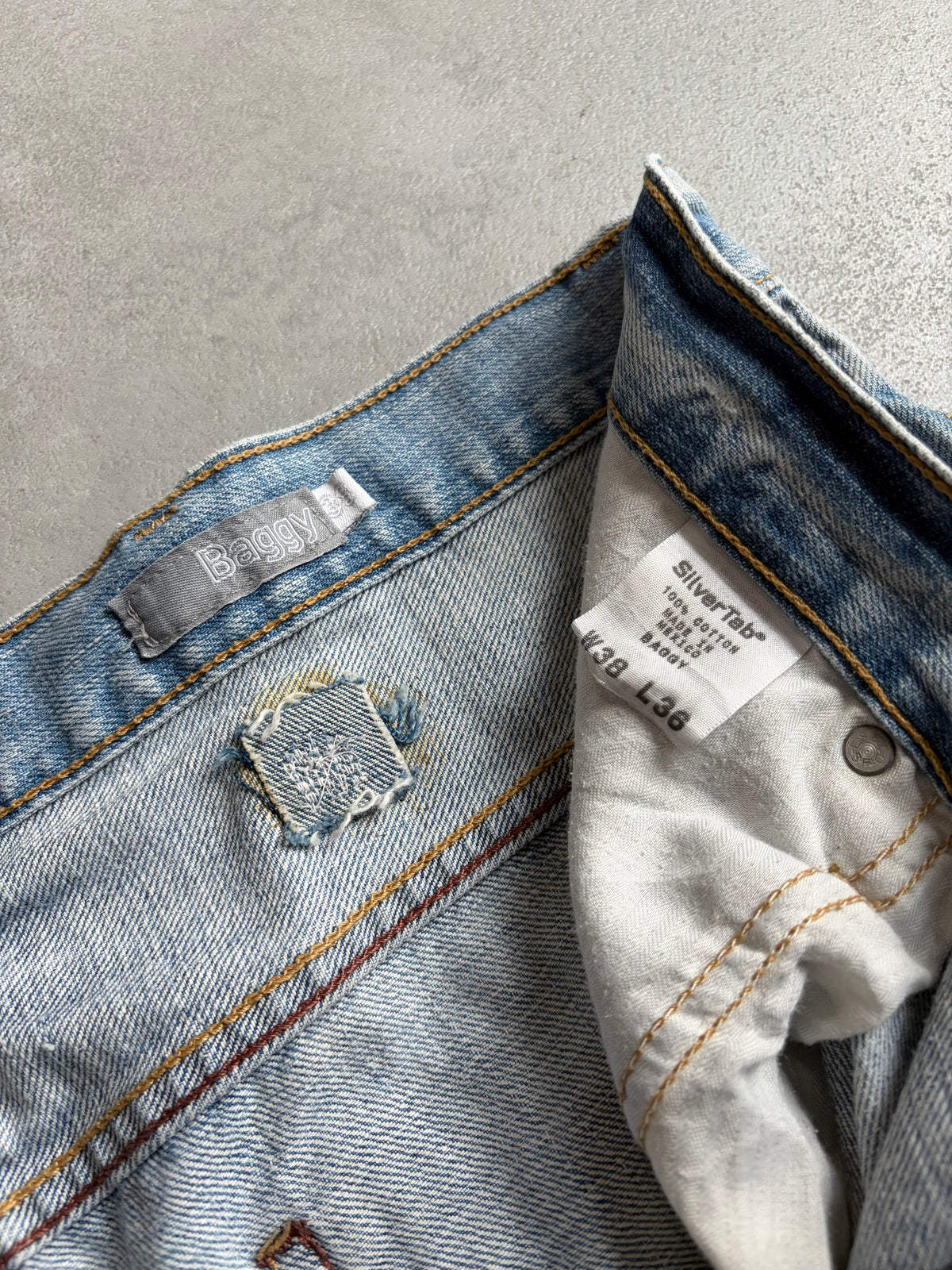 00's Levi's silverTab denim pants “BAGGY”