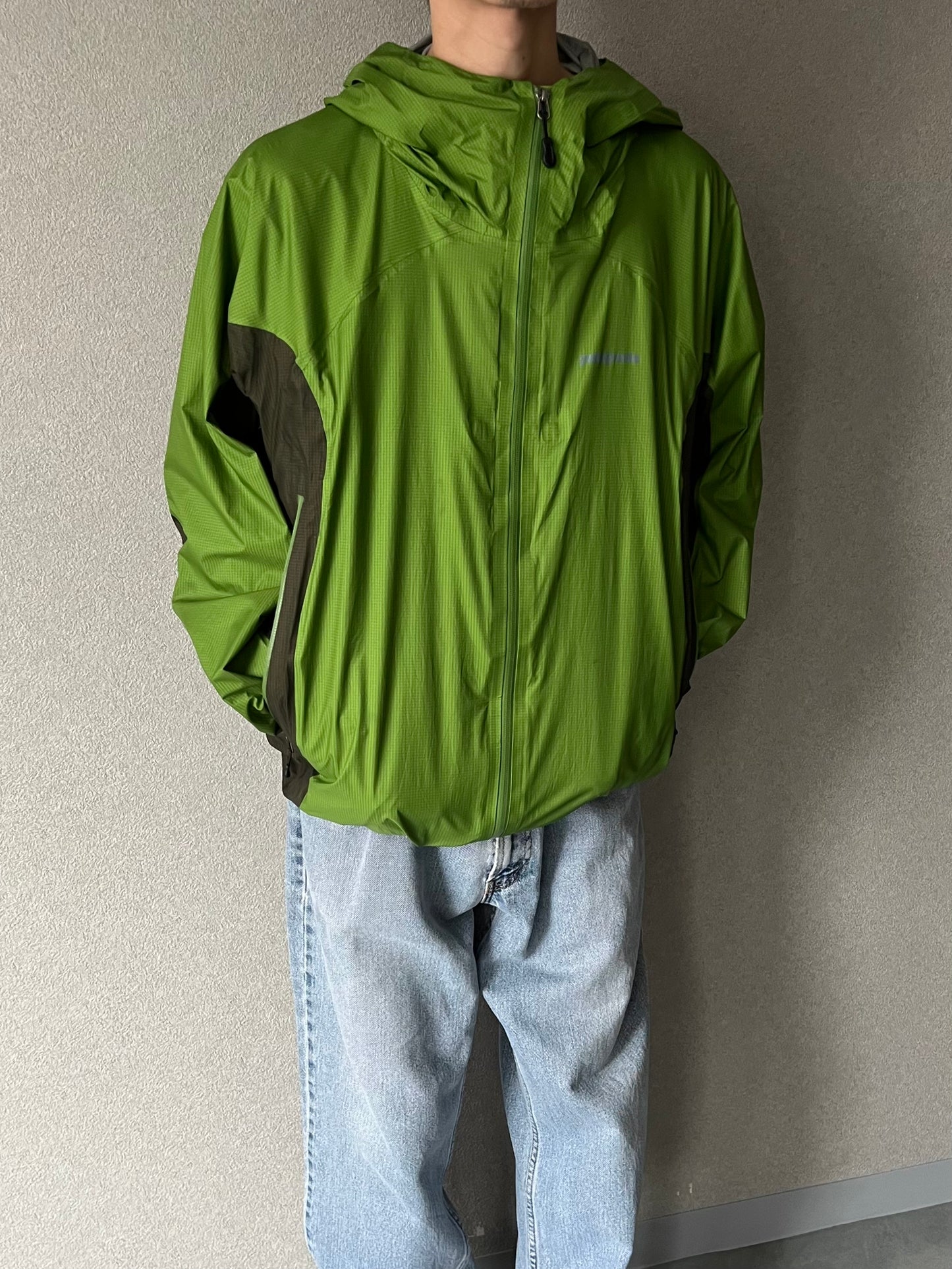 00's patagonia nylon jacket