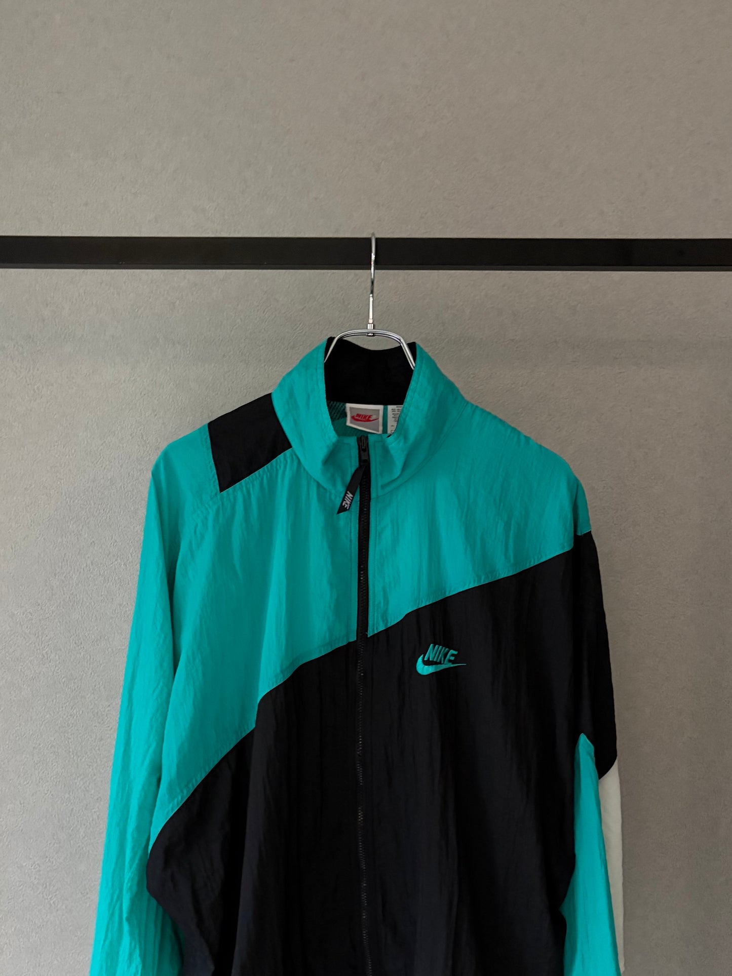 90's NIKE nylon jacket