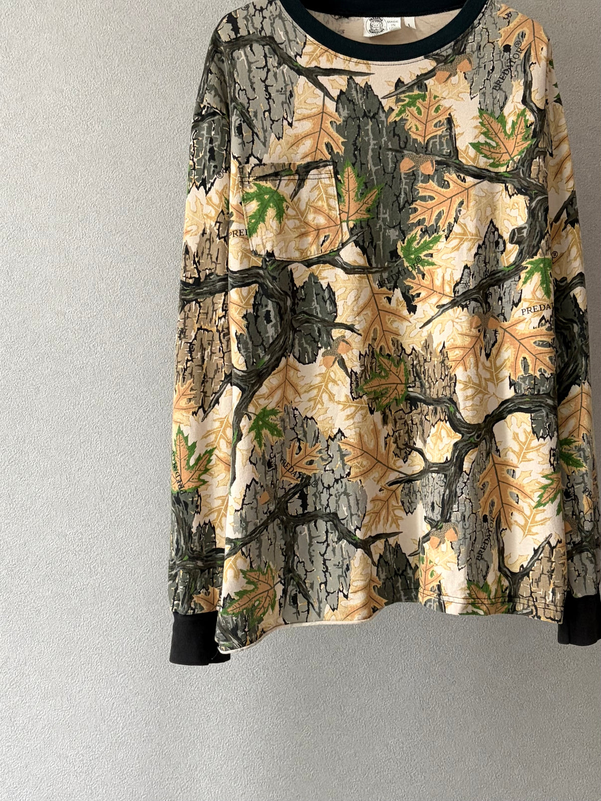 90's PREDATOR CAMOUFLAGE L/S t-shirt “Made in USA”