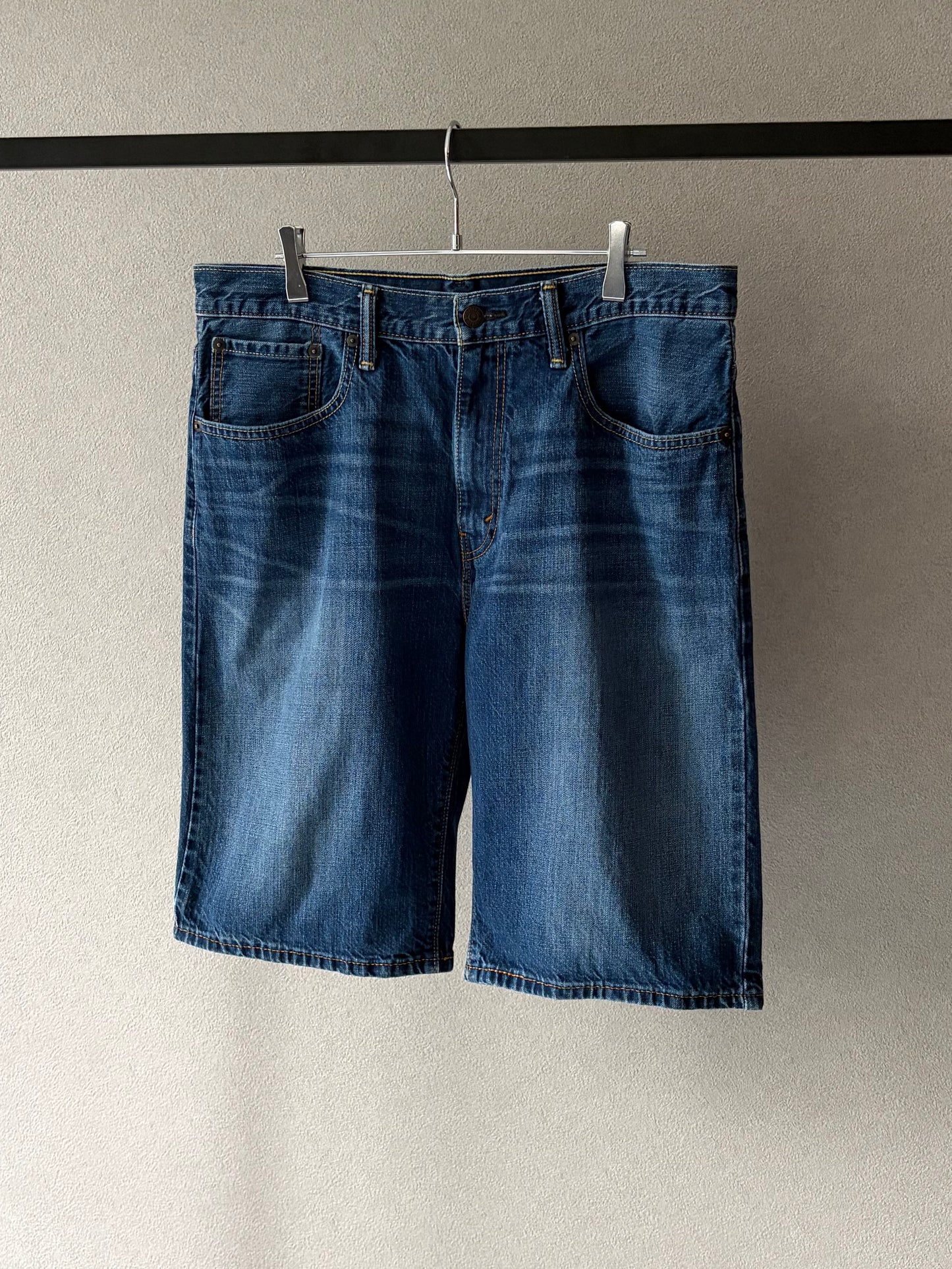 00's Levi's 569 denim shorts