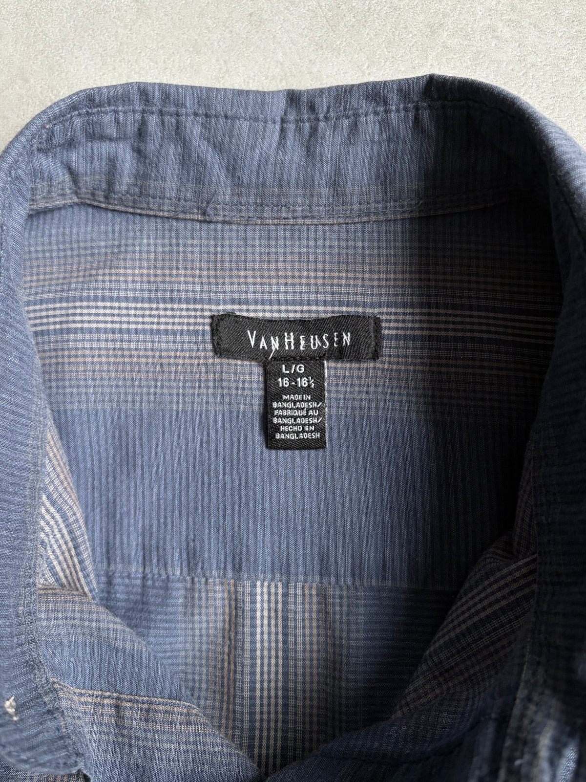 00's VAN HEUSEN S/S shirt