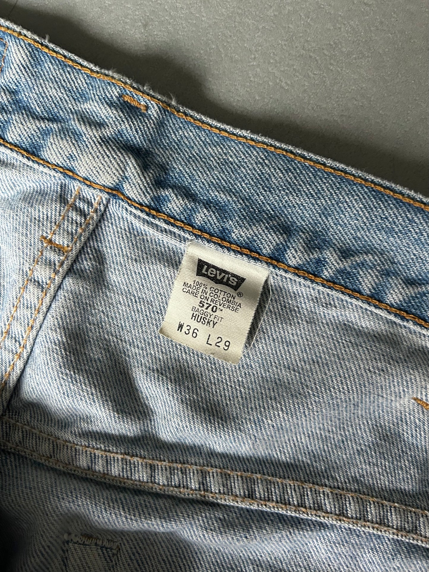 90's Levi's 570 denim pants