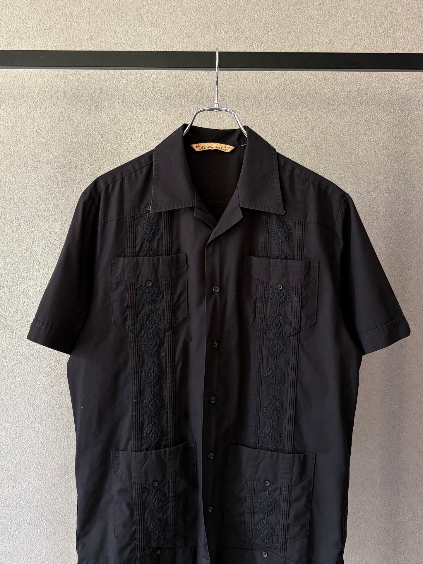 00's The Havanera Co. guayabera shirt