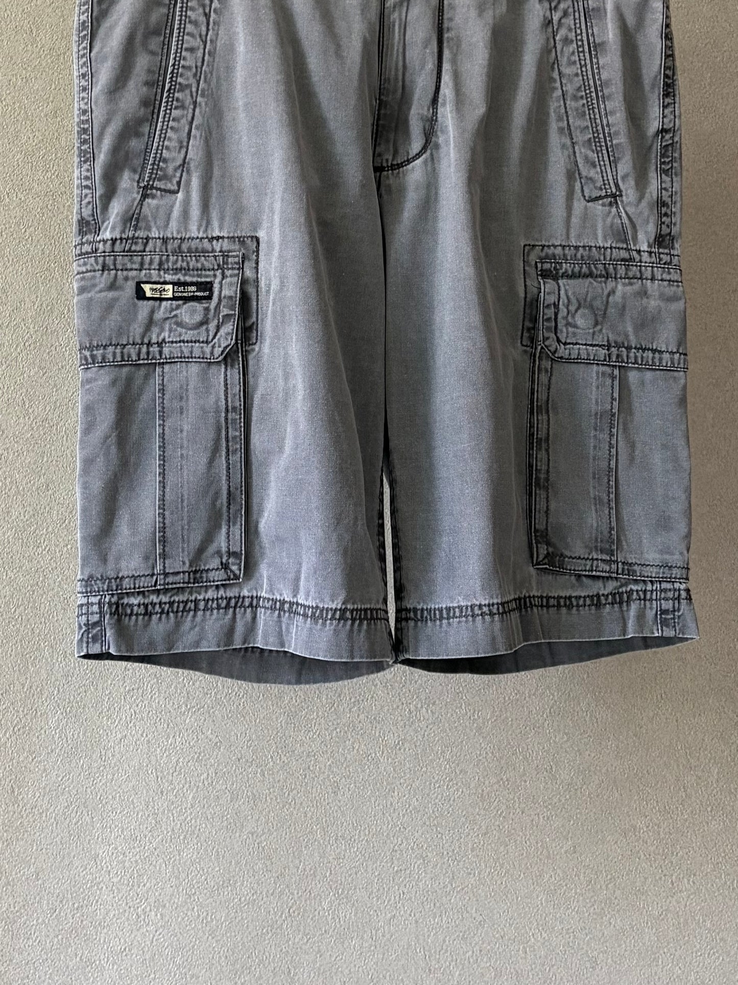 00's MOSSIMO cargo shorts