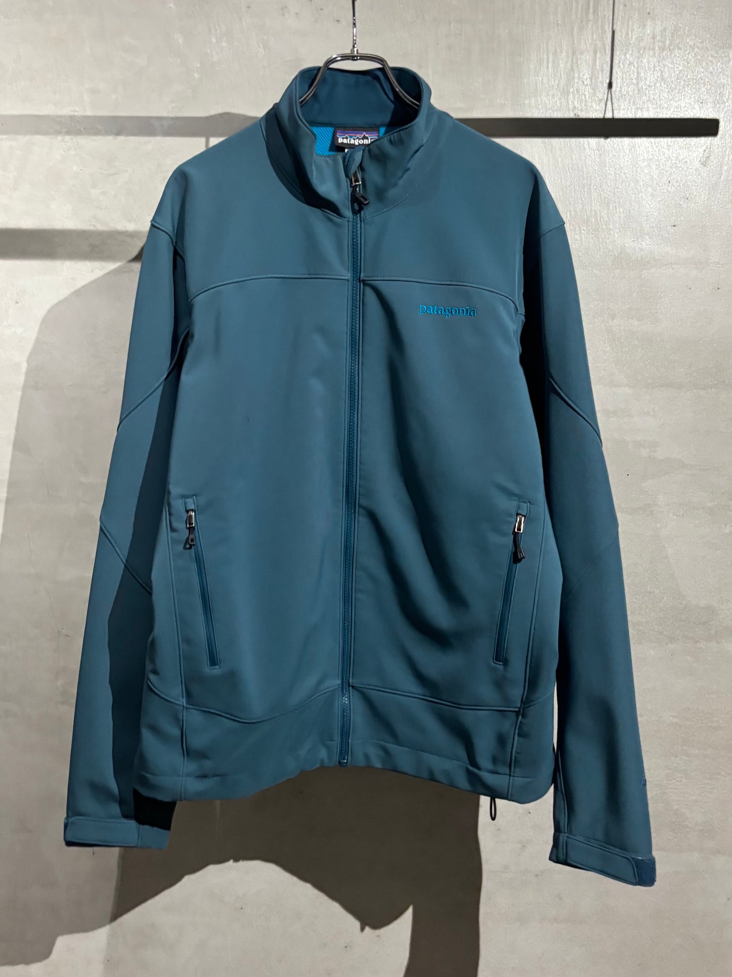 00's patagonia softshell jacket