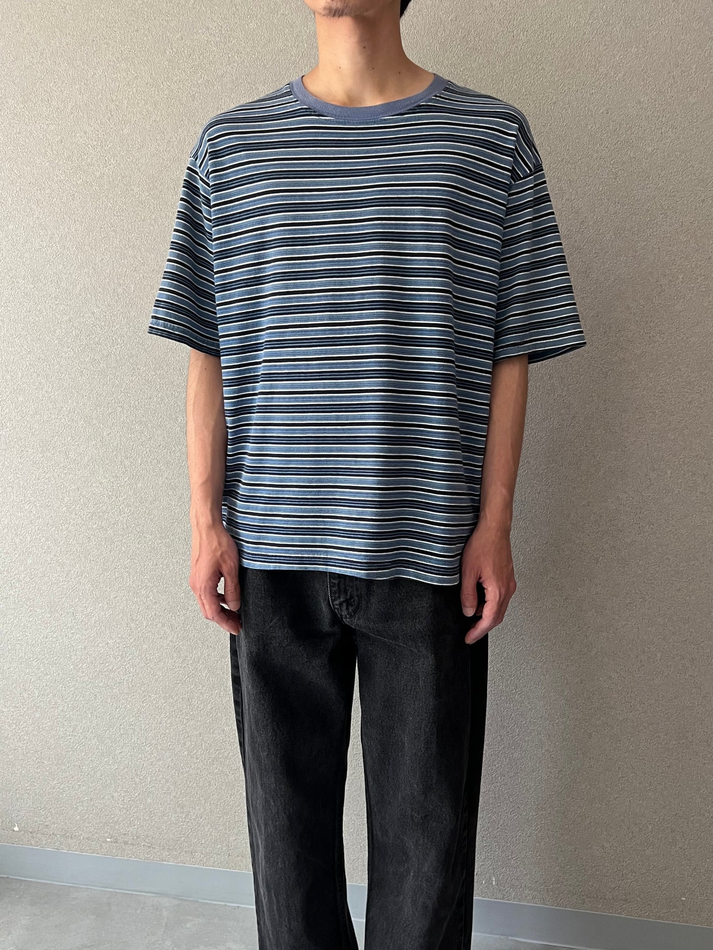 00's UNKNOWN border t-shirt