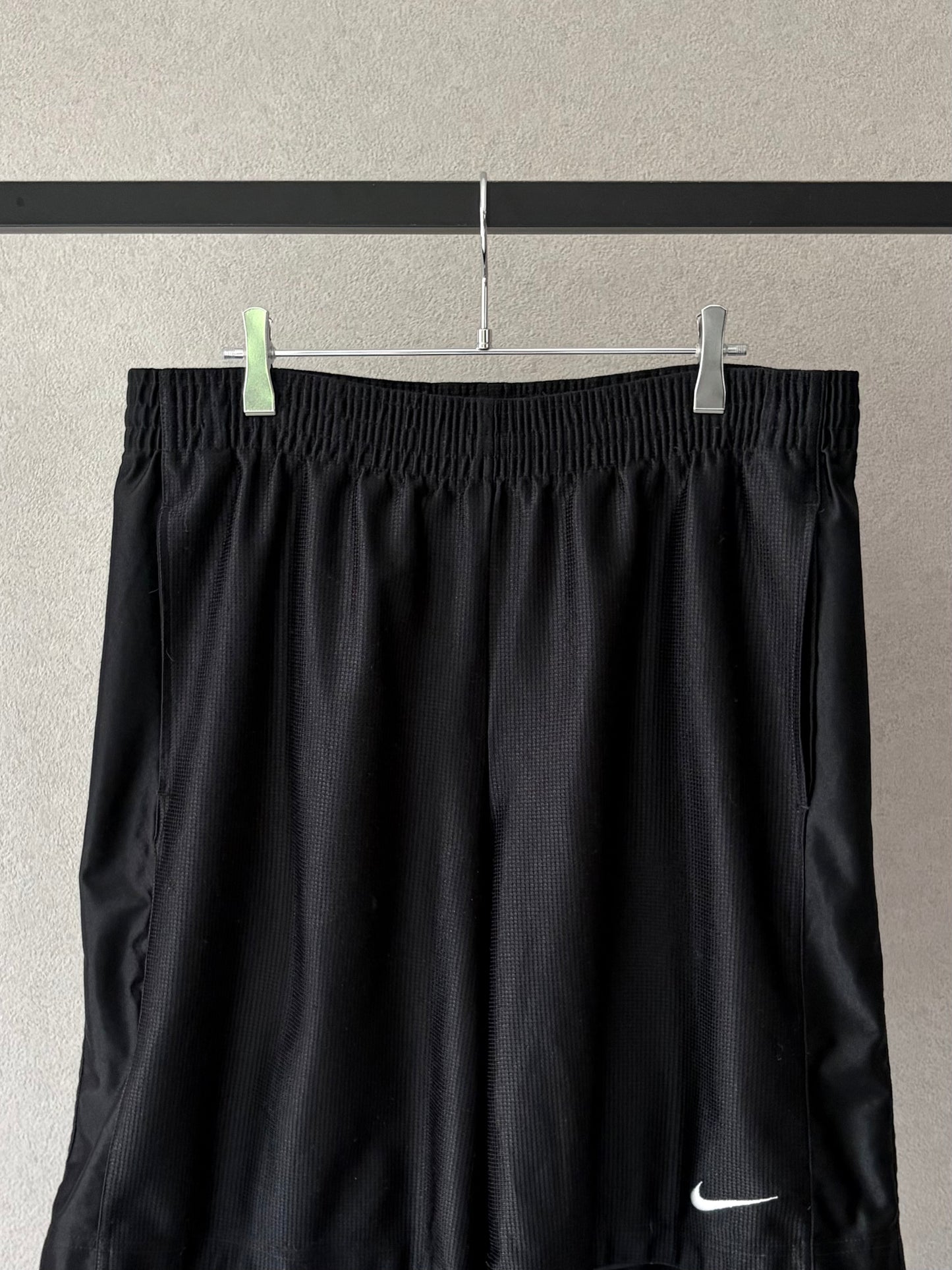 00's NIKE basketball shorts