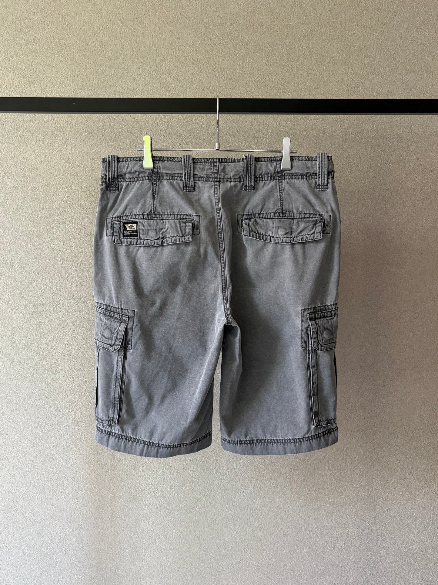 00's MOSSIMO cargo shorts