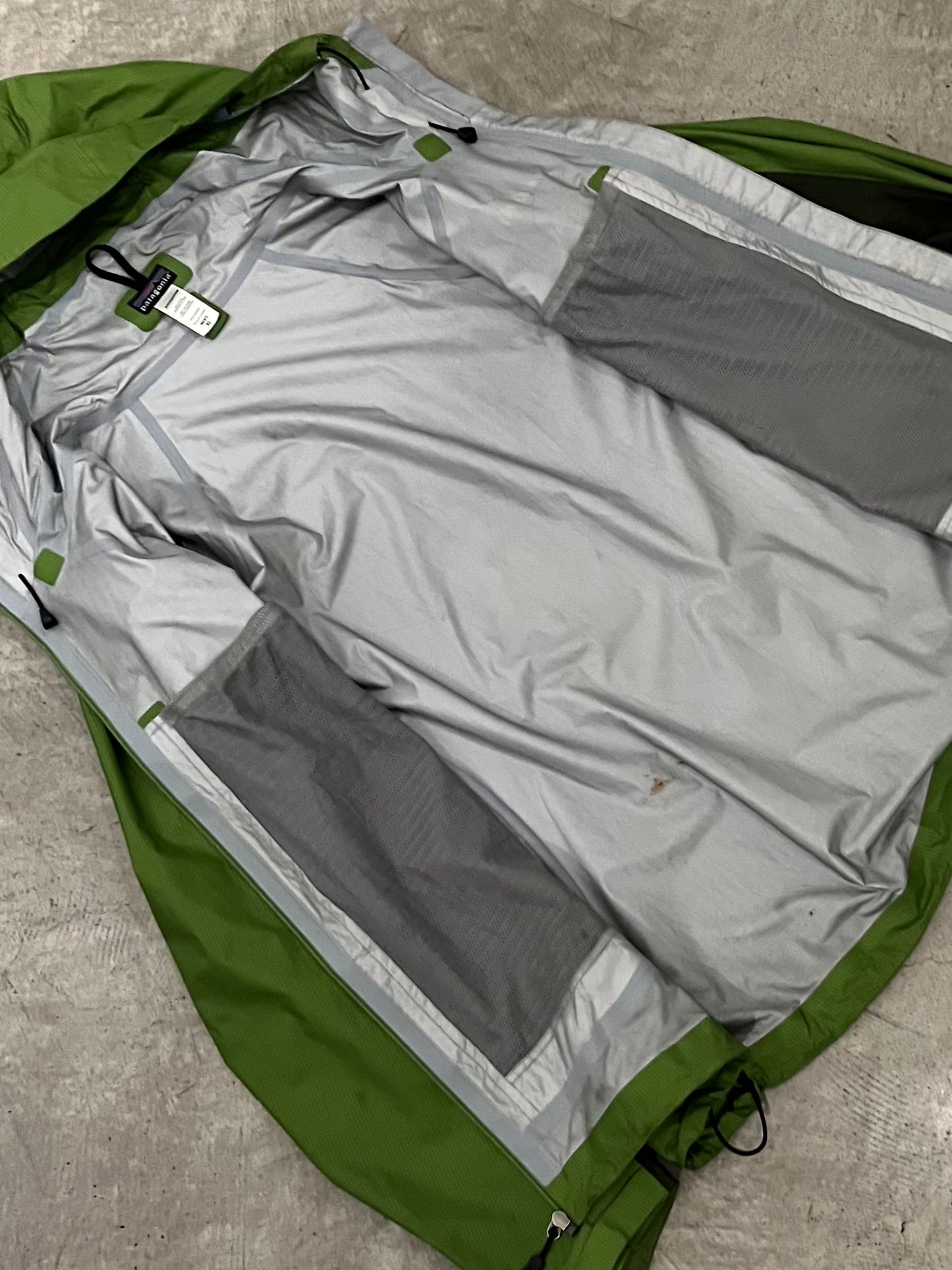00's patagonia nylon jacket