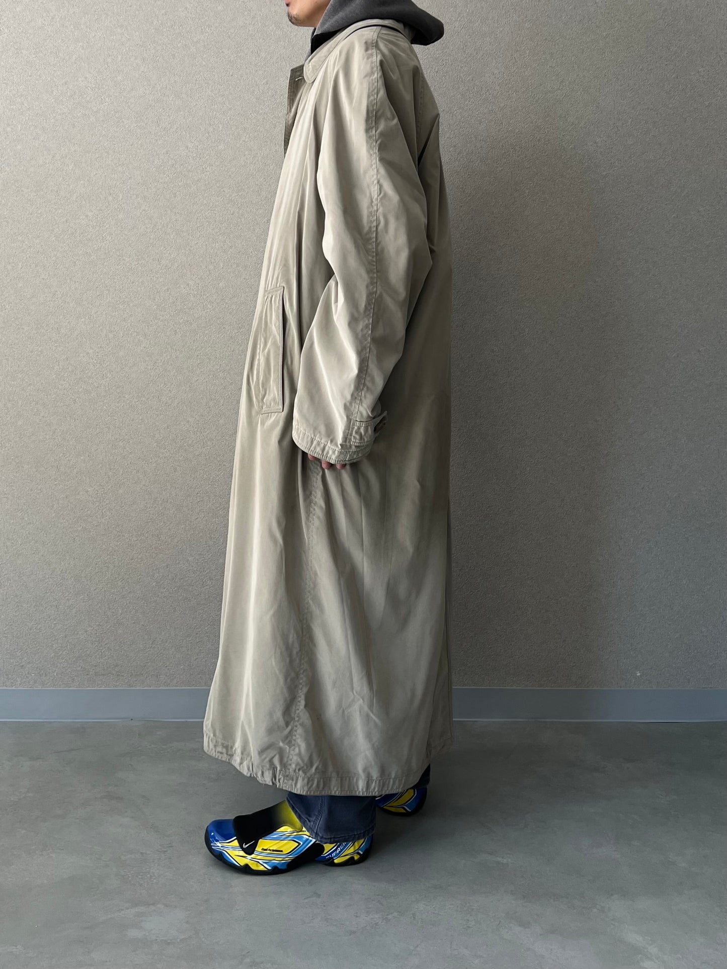 90's HUGO BOSS balmacaan coat