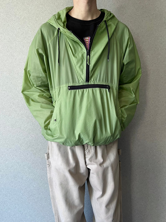 00's GAP nylon anorak “Made in RUSSIA”