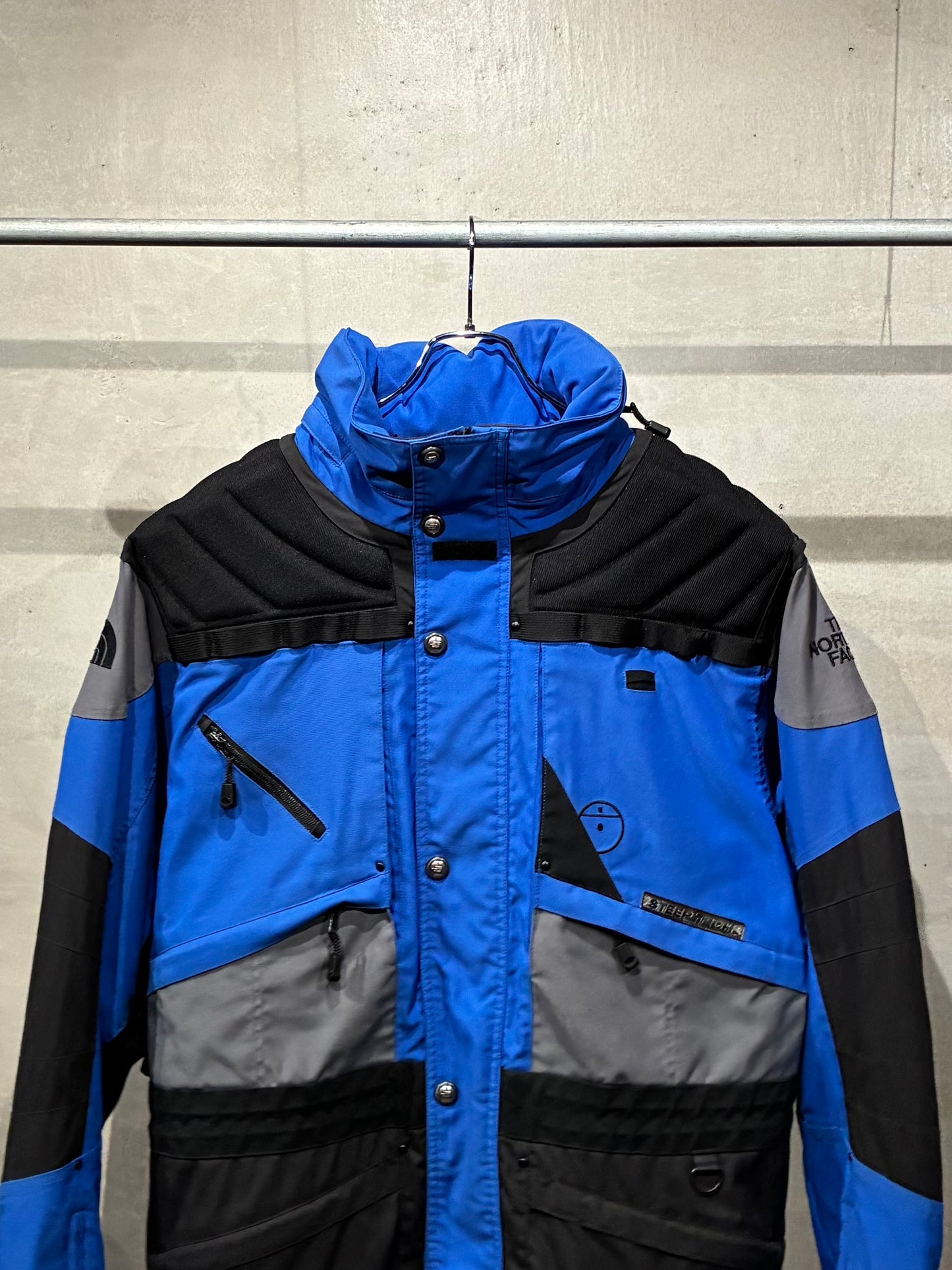 90's THE NORTH FACE nylon jacket "STEEP TECH"