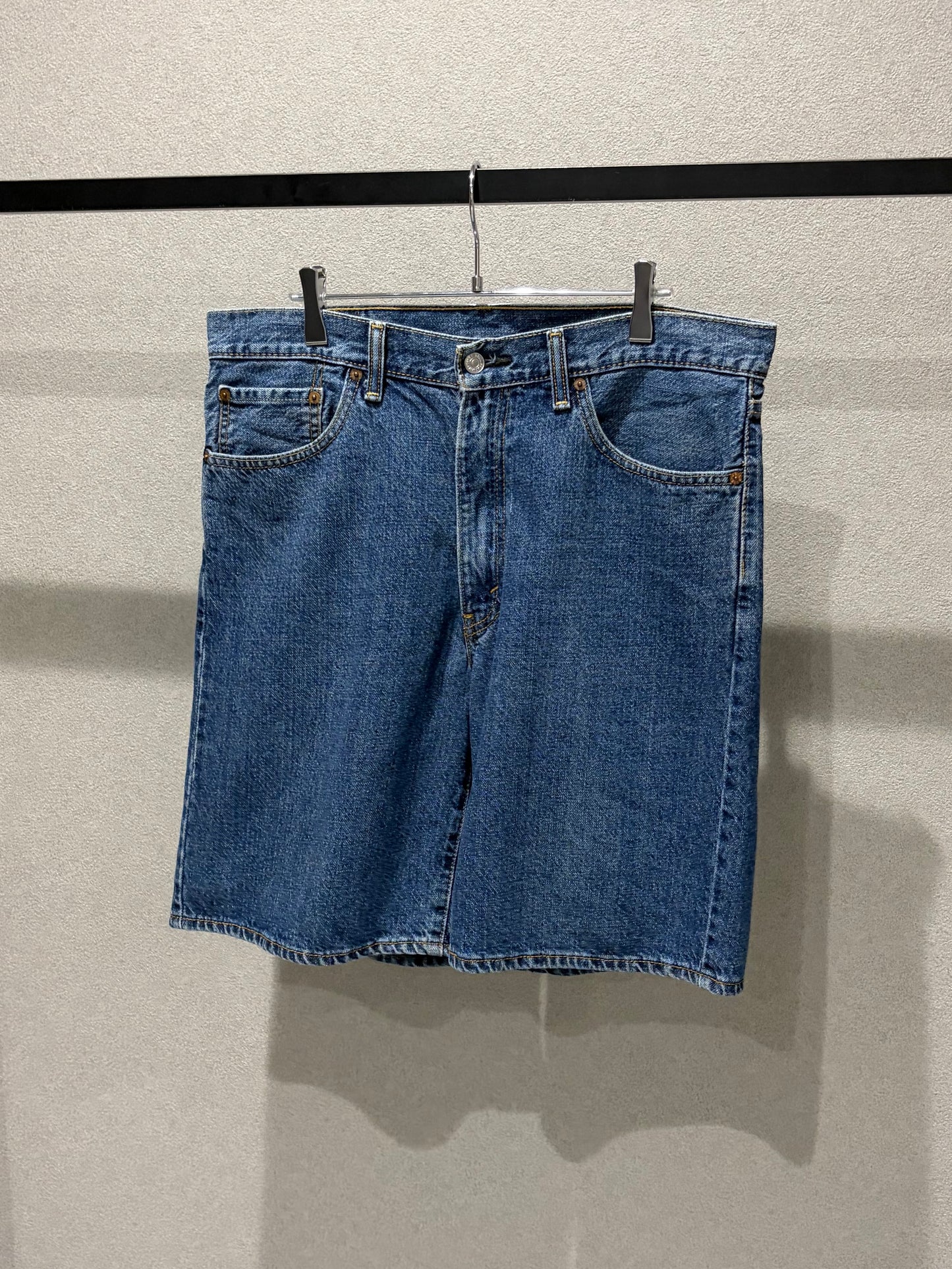00's Levi' 550 denim shorts