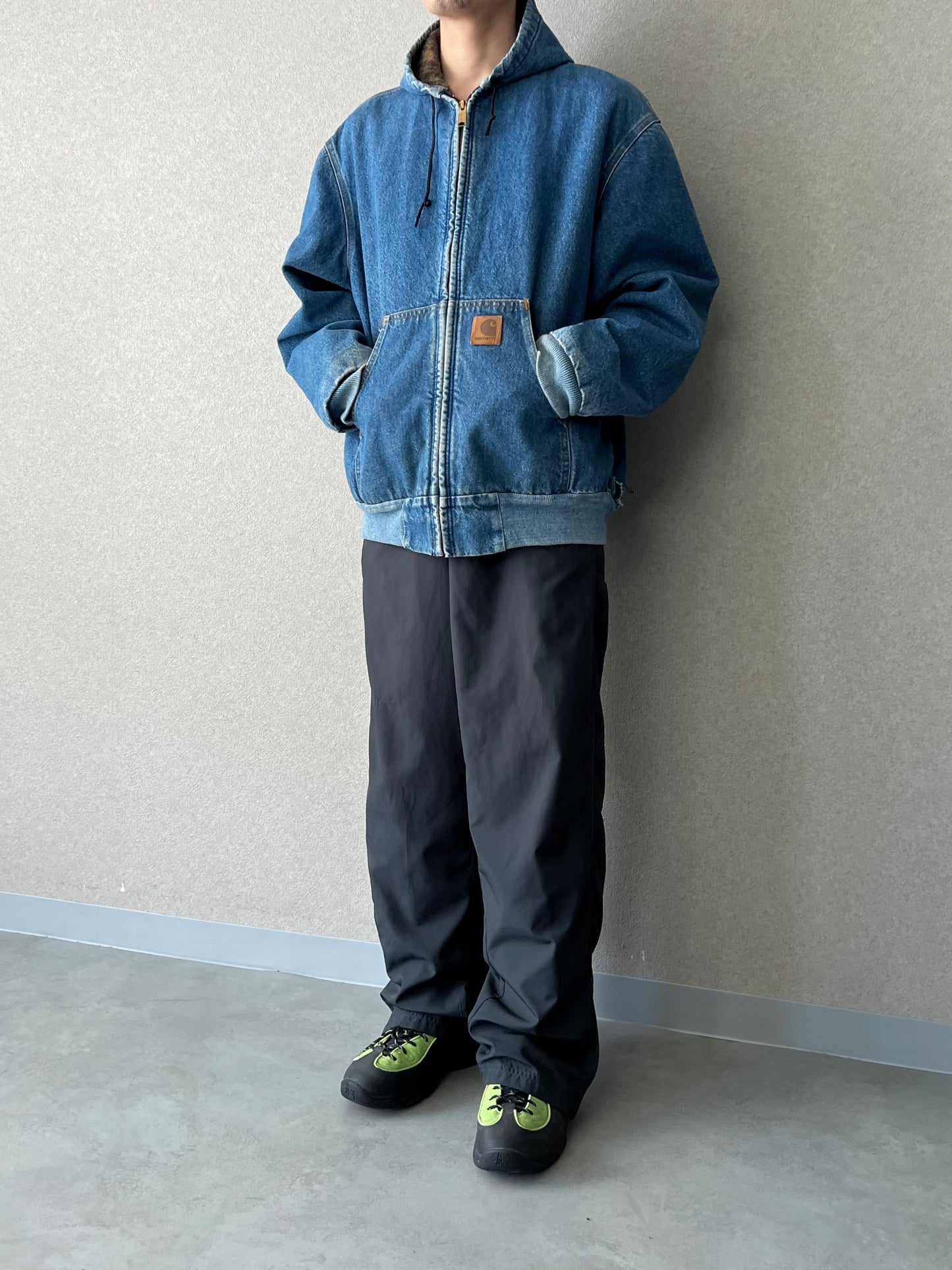 90's carhatt denim work jacket