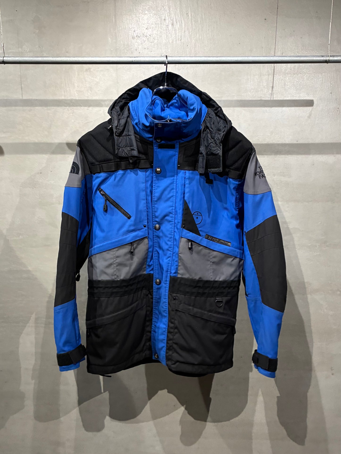 90's THE NORTH FACE nylon jacket "STEEP TECH"