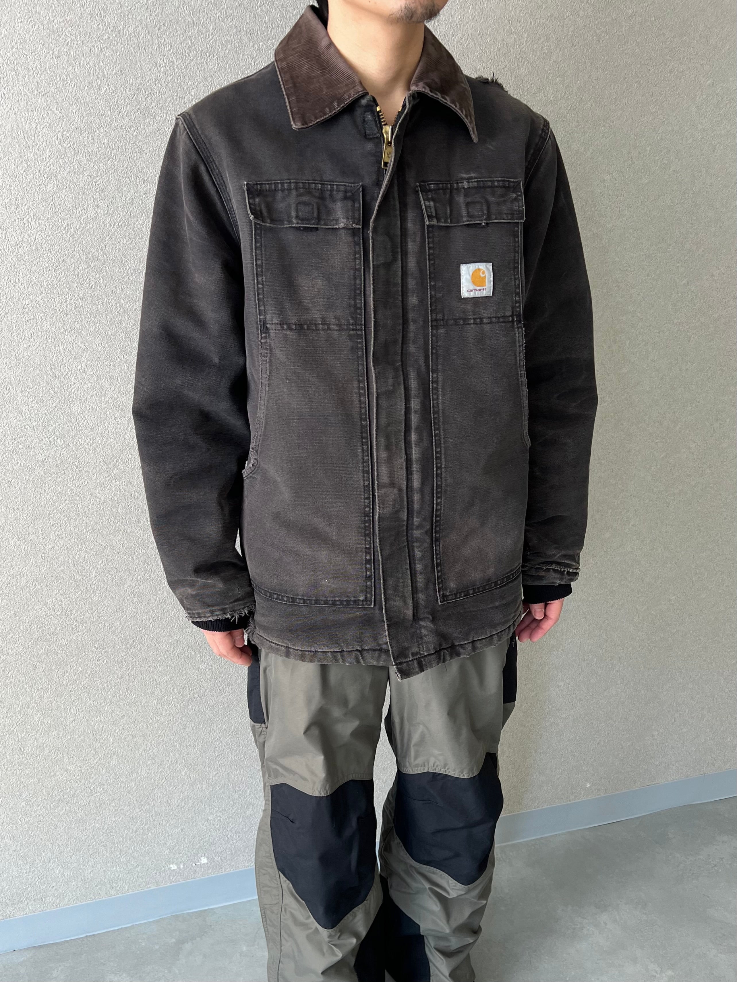 90's carhartt work jacket – day by day