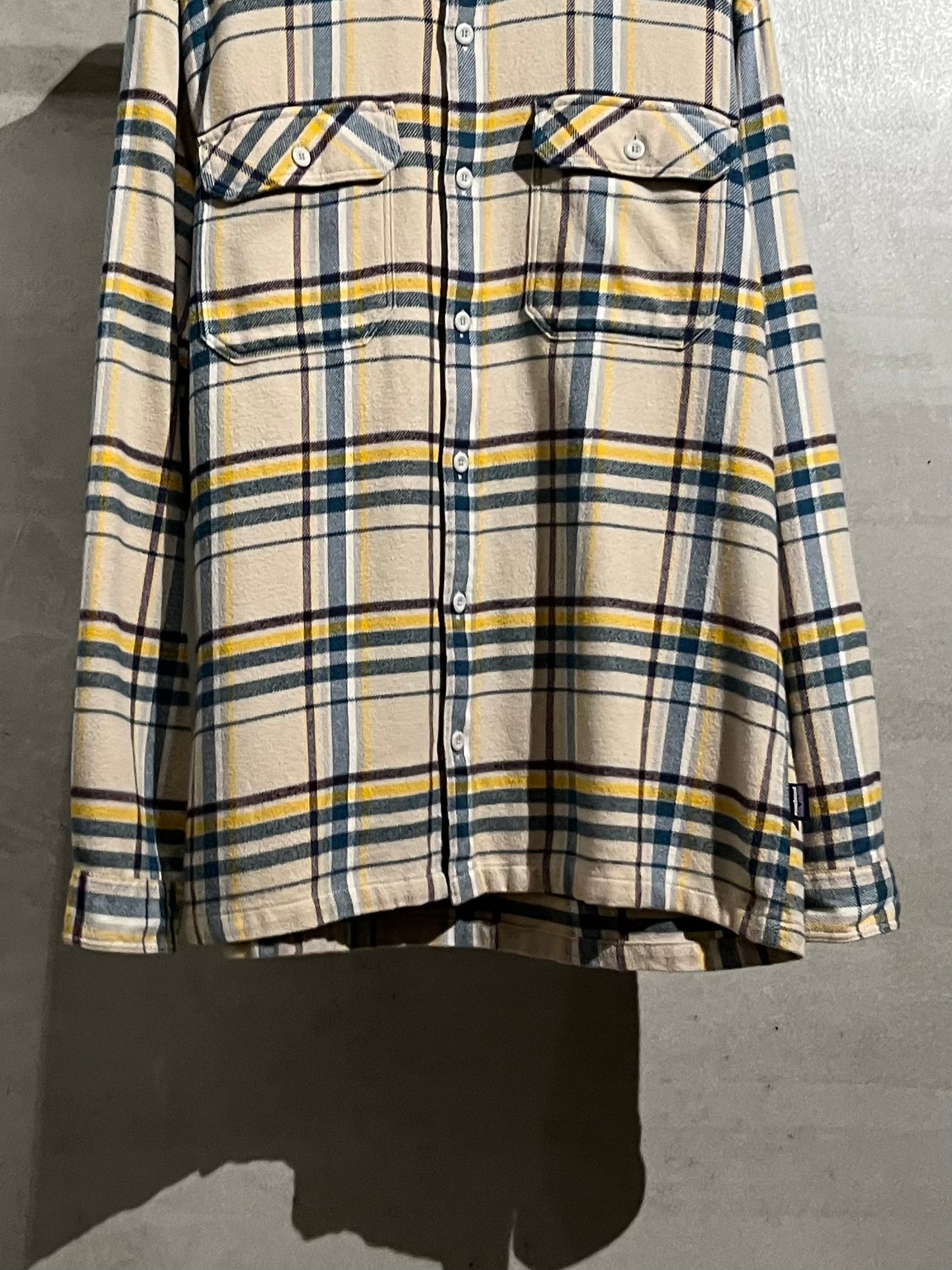 00's patagonia flannel shirt