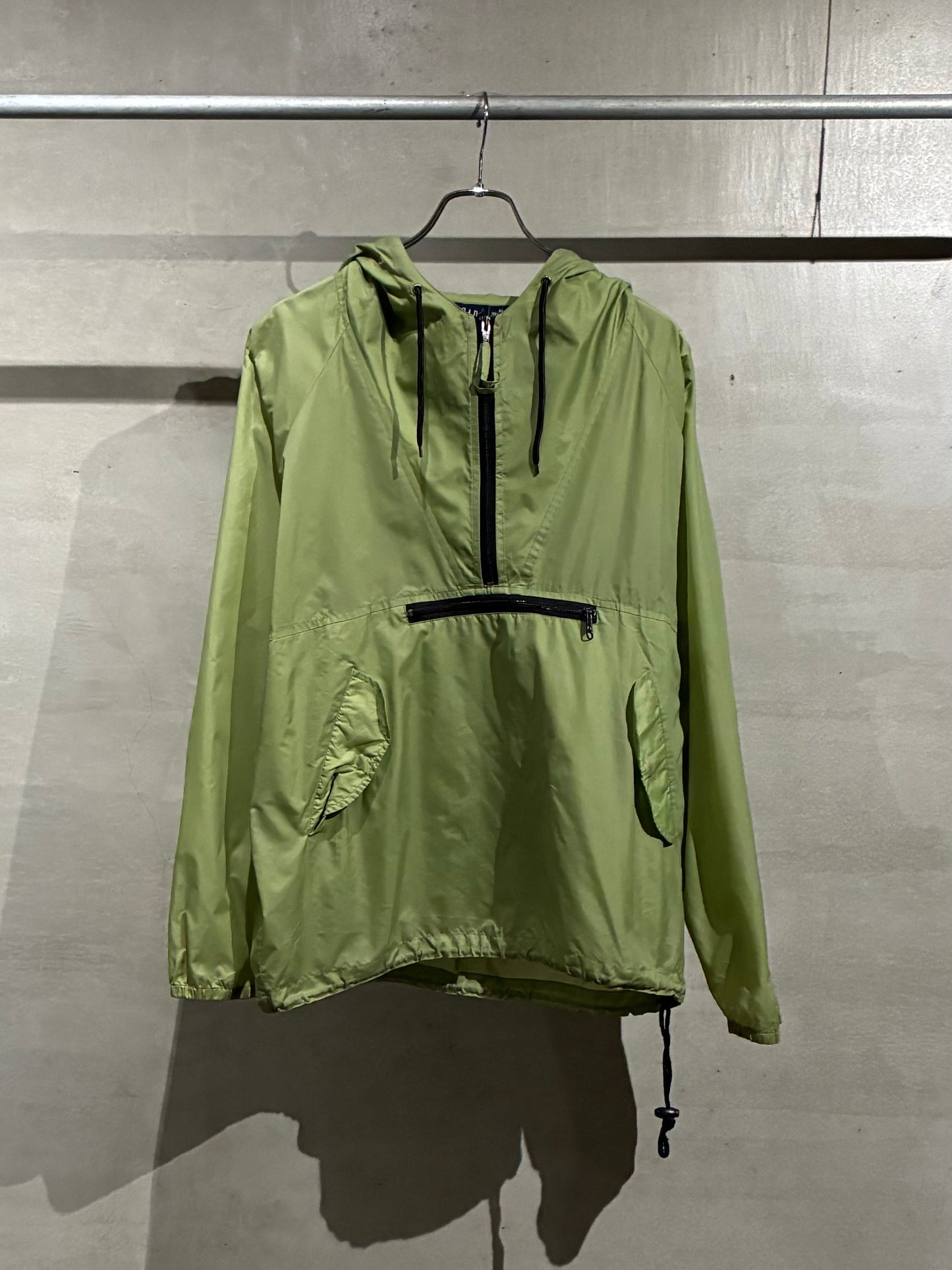 00's GAP nylon anorak “Made in RUSSIA”