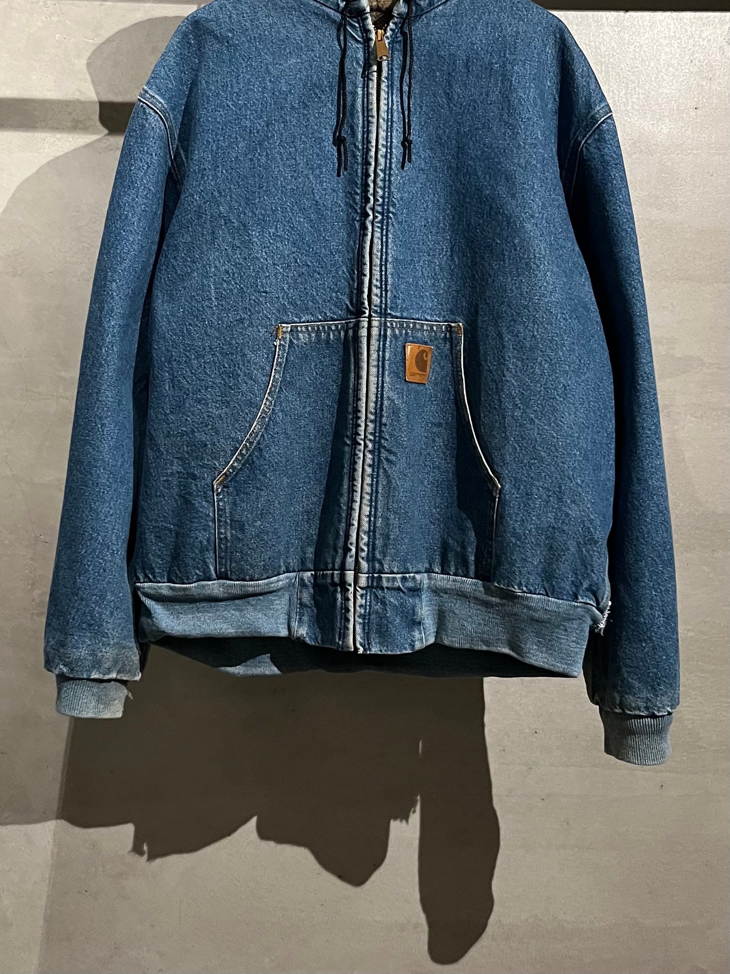 90's carhatt denim work jacket