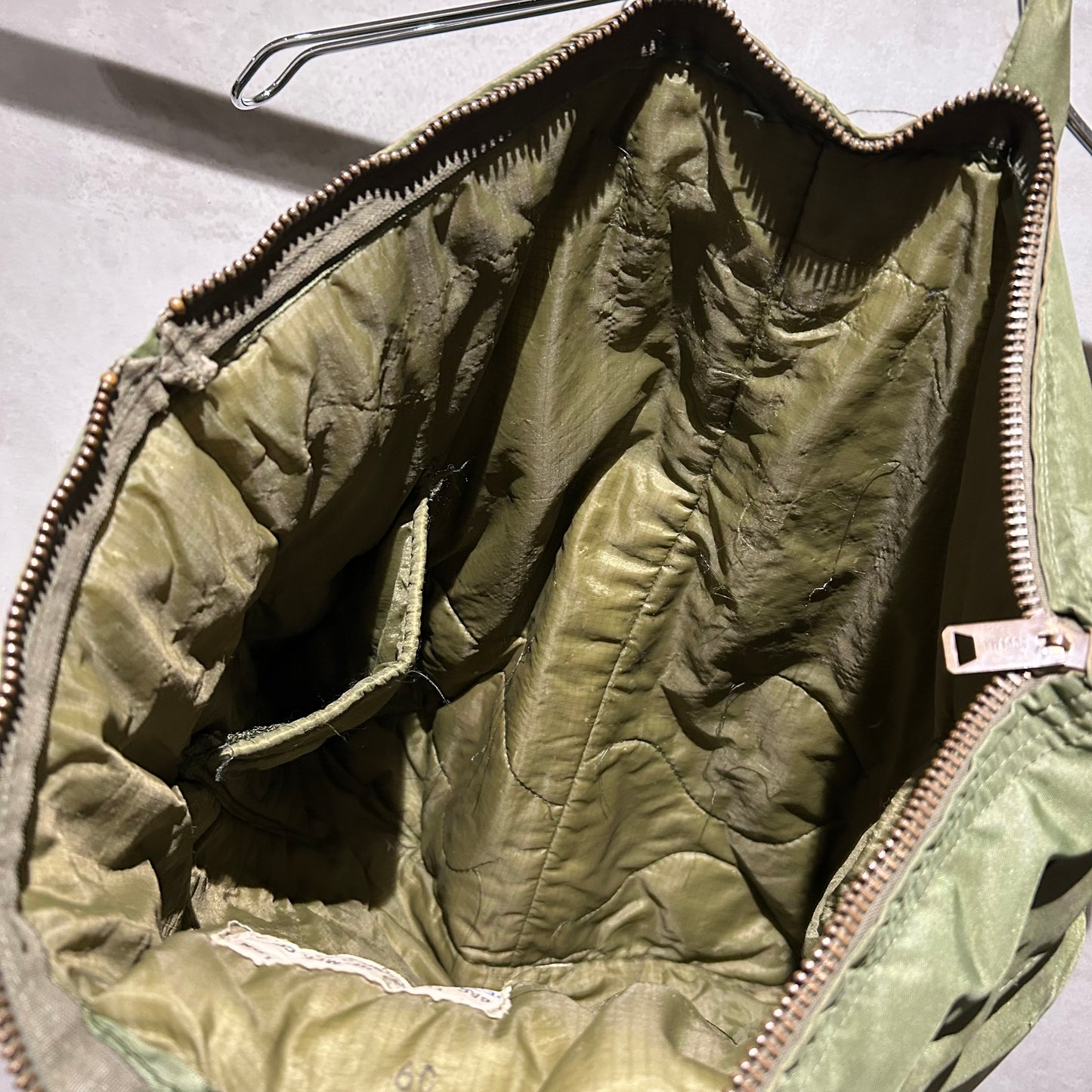 80’s U.S.army helmet bag