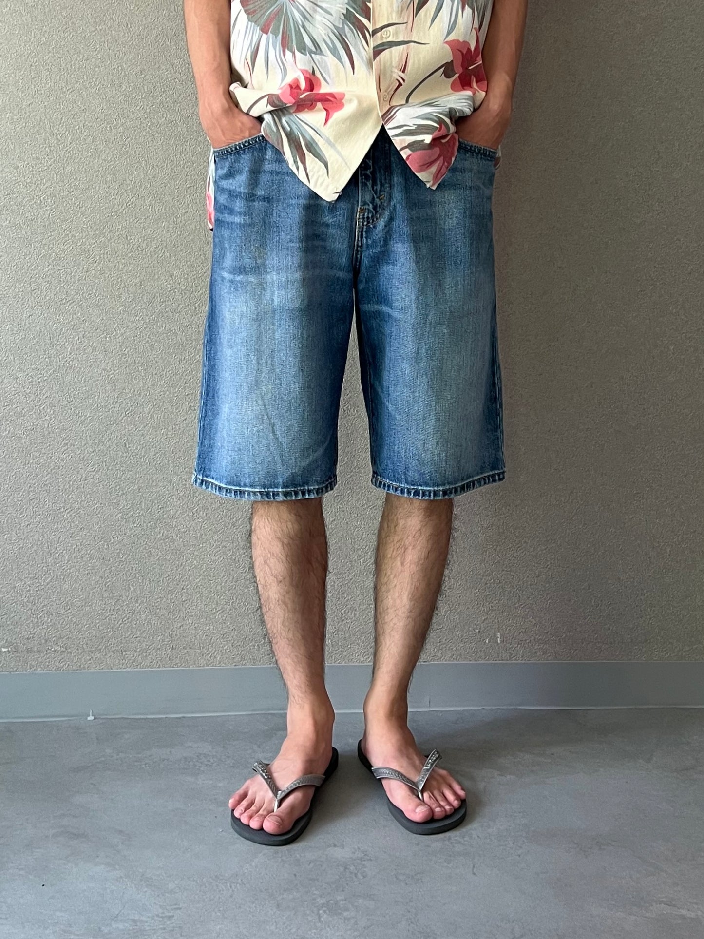 00's Levi's 569 denim shorts