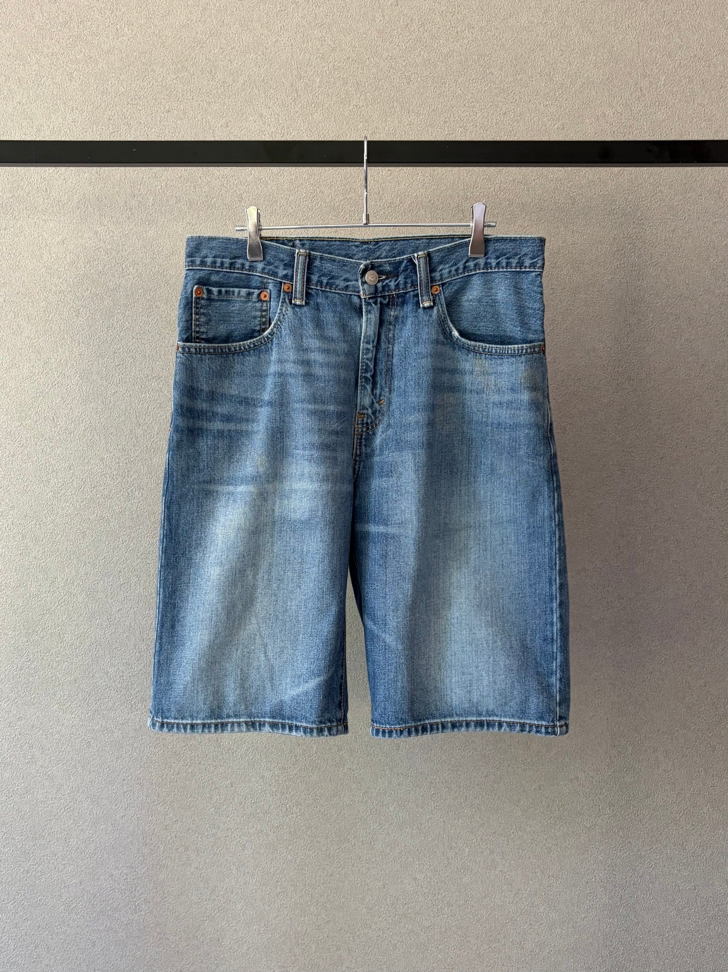 00's Levi's 569 denim shorts