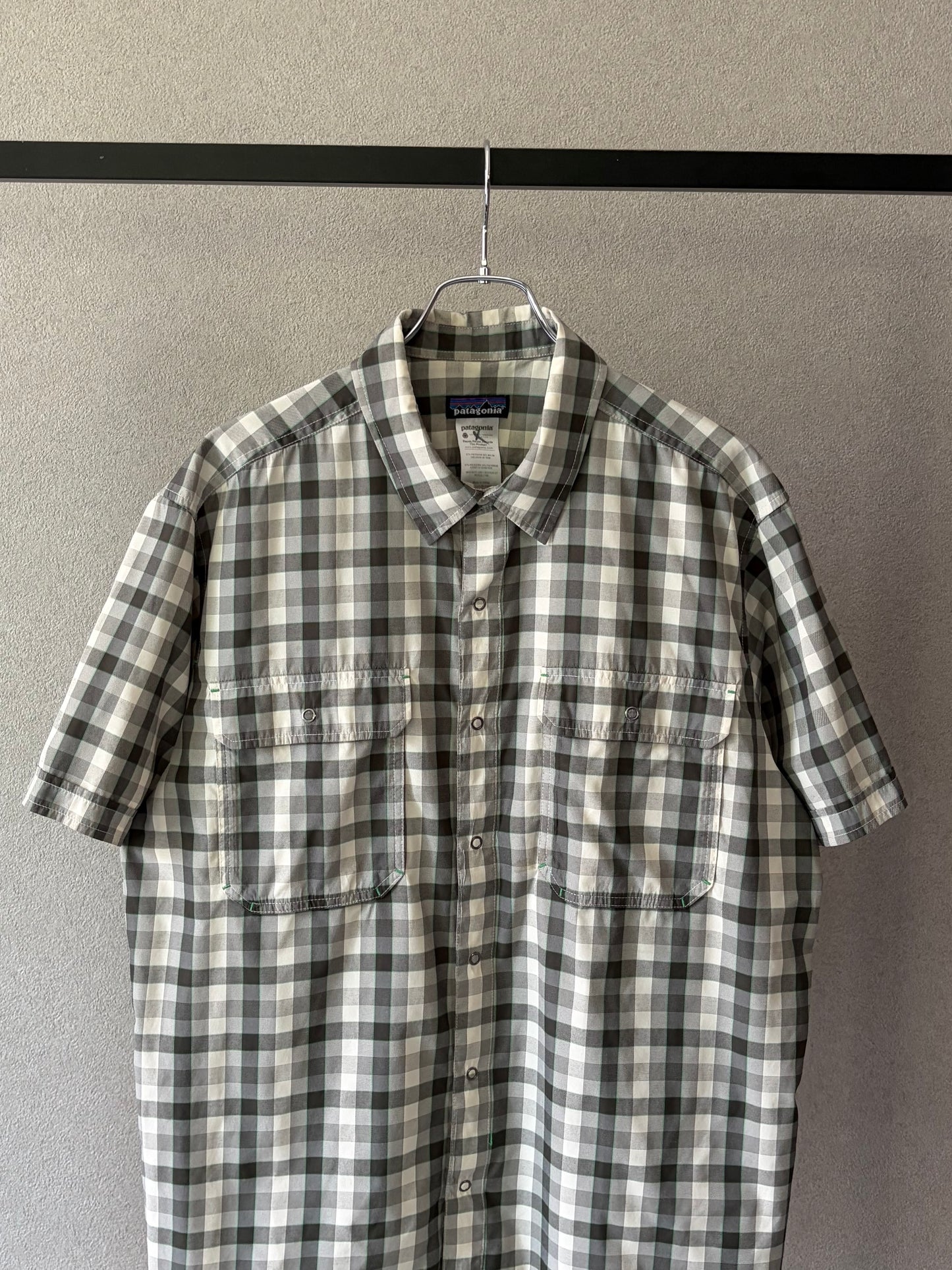 00's patagonia S/S nylon shirt